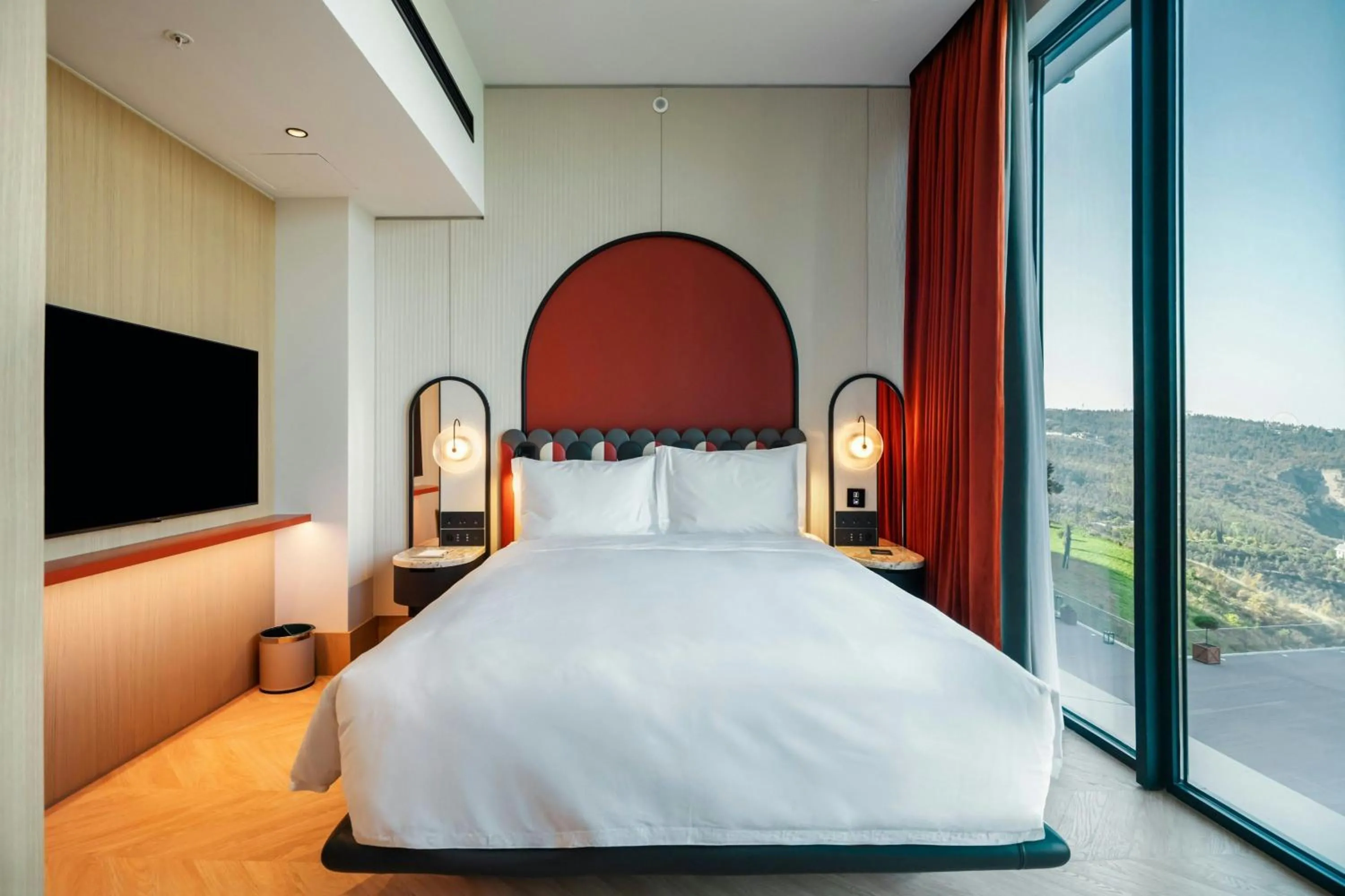 Bedroom, Bed in Paragraph Golf & Spa Tabori, Autograph Collection