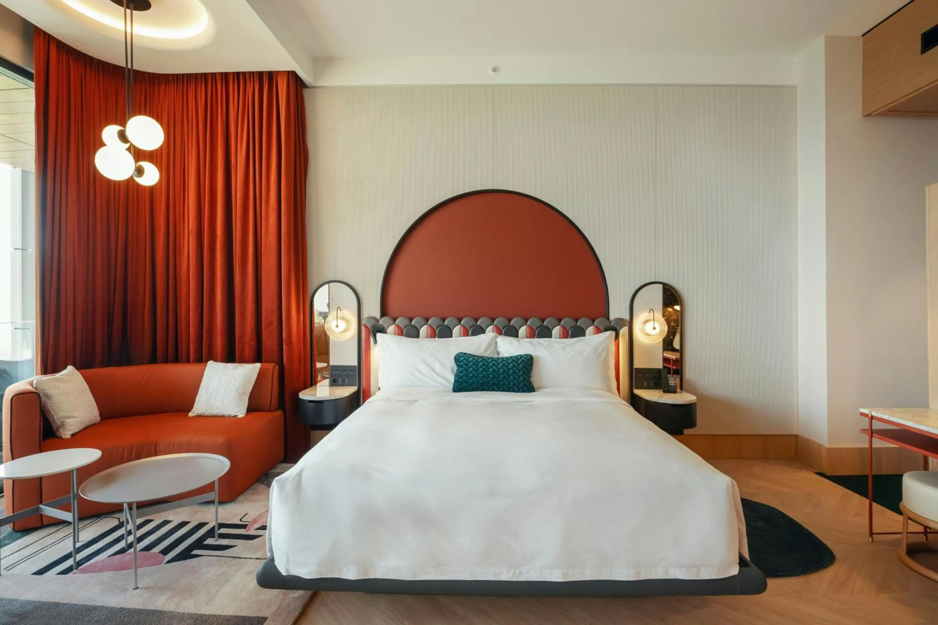 Bedroom, Bed in Paragraph Golf & Spa Tabori, Autograph Collection