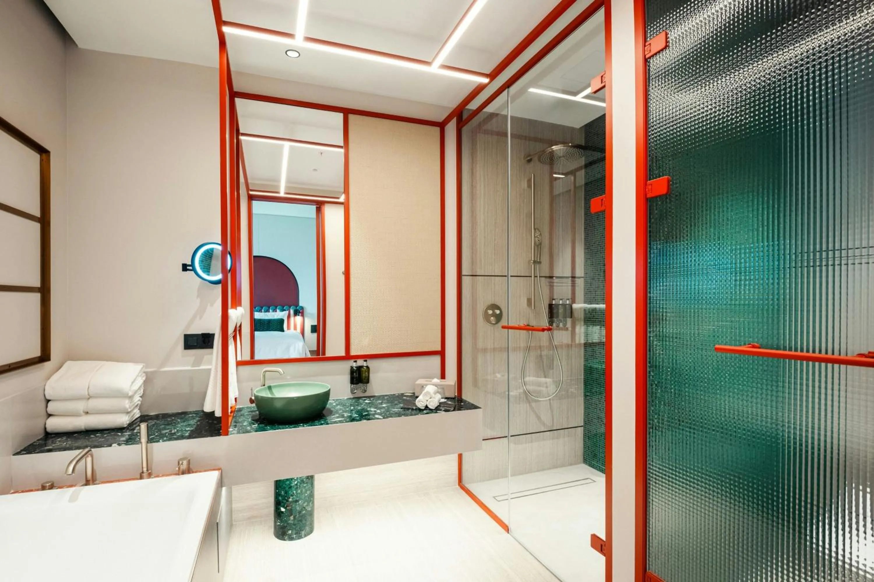 Bathroom in Paragraph Golf & Spa Tabori, Autograph Collection