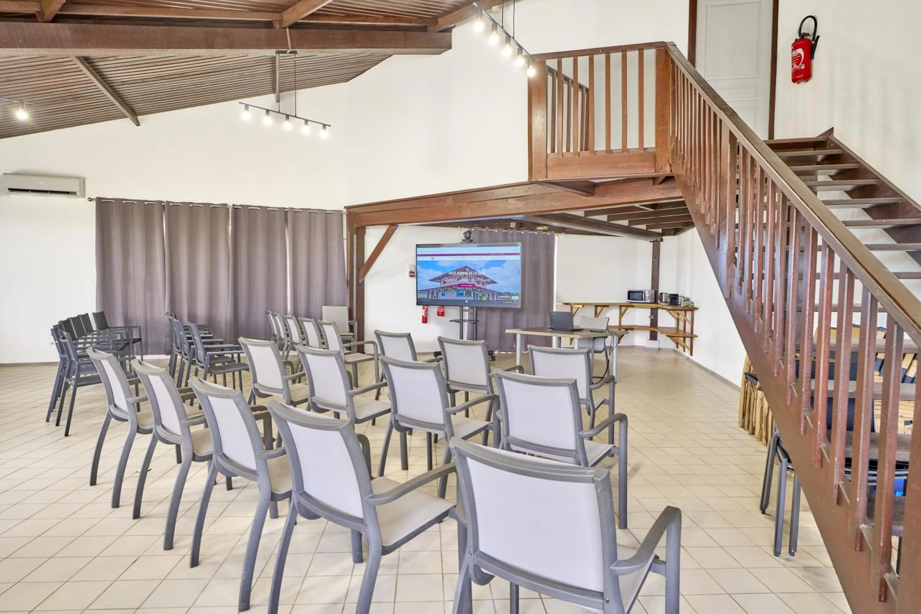 Banquet/Function facilities in Domaine du lac bleu