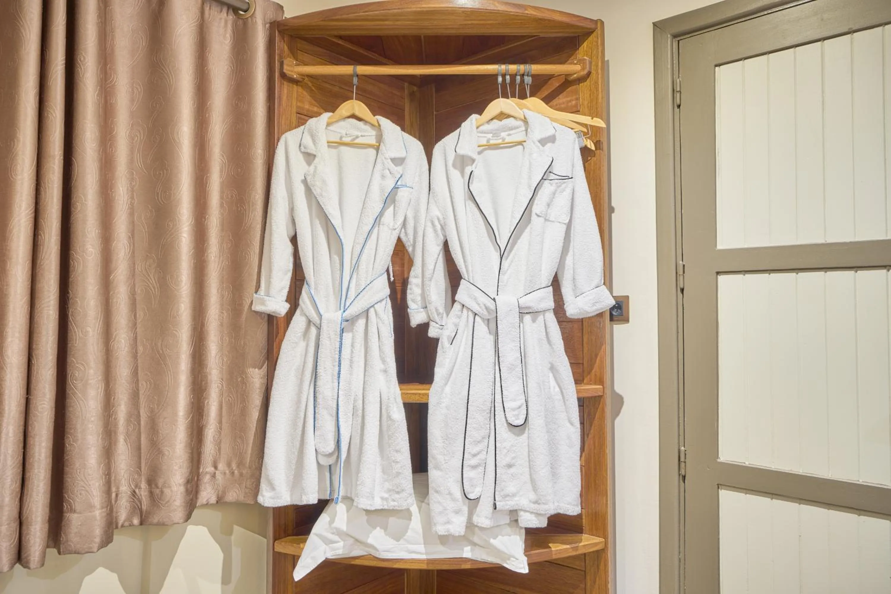 towels in Domaine du lac bleu