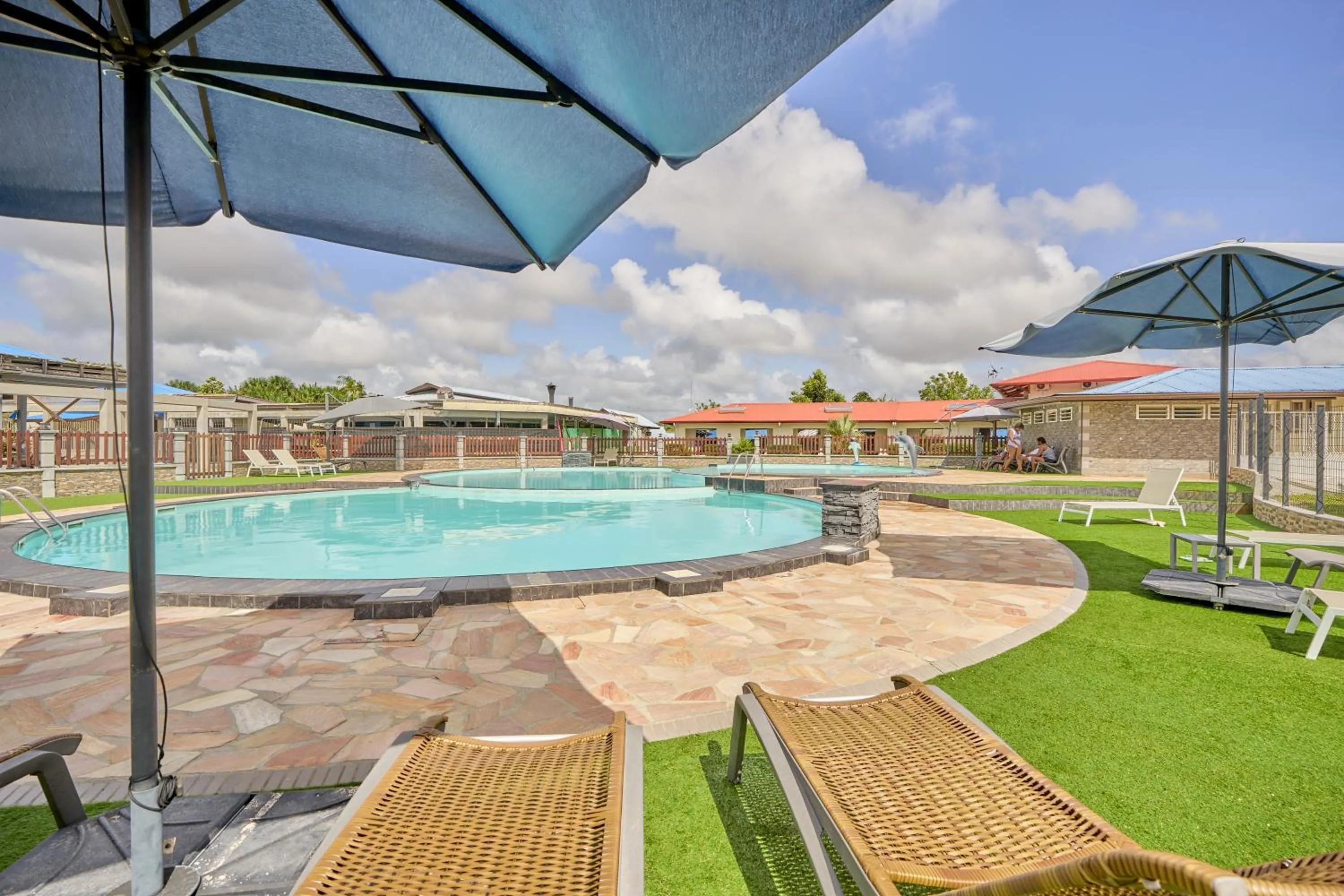 Swimming pool in Domaine du lac bleu