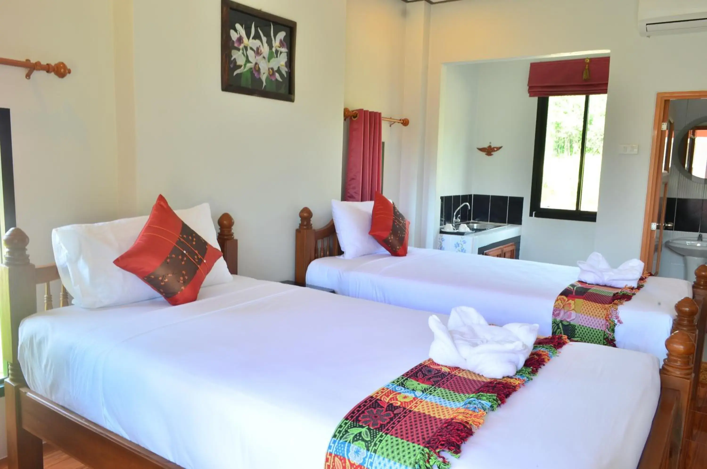 Superior Twin Room in Phongphiphat Lanta Mansion Superior Twin Room in Phongphiphat Lanta Mansion