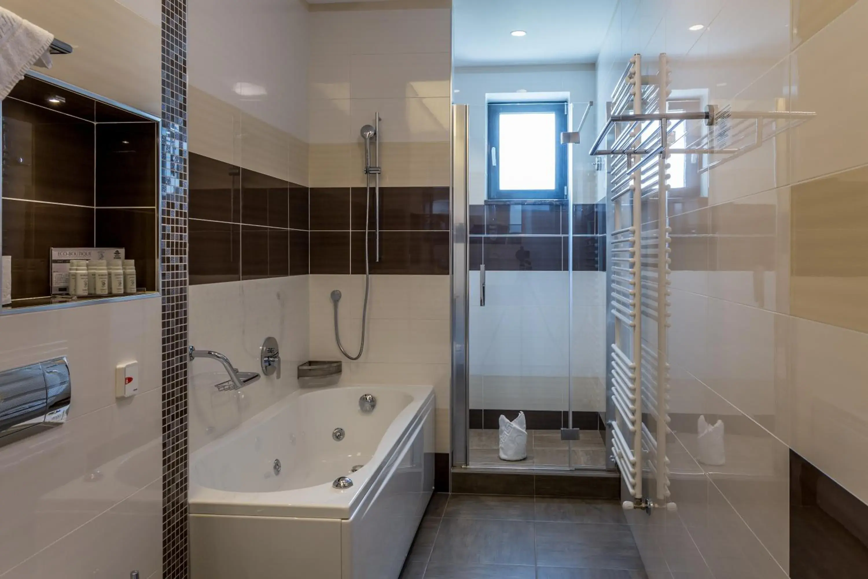 Bathroom in New Splendid Hotel & Spa - Adults Only (+16) Bathroom in New Splendid Hotel & Spa - Adults Only (+16)