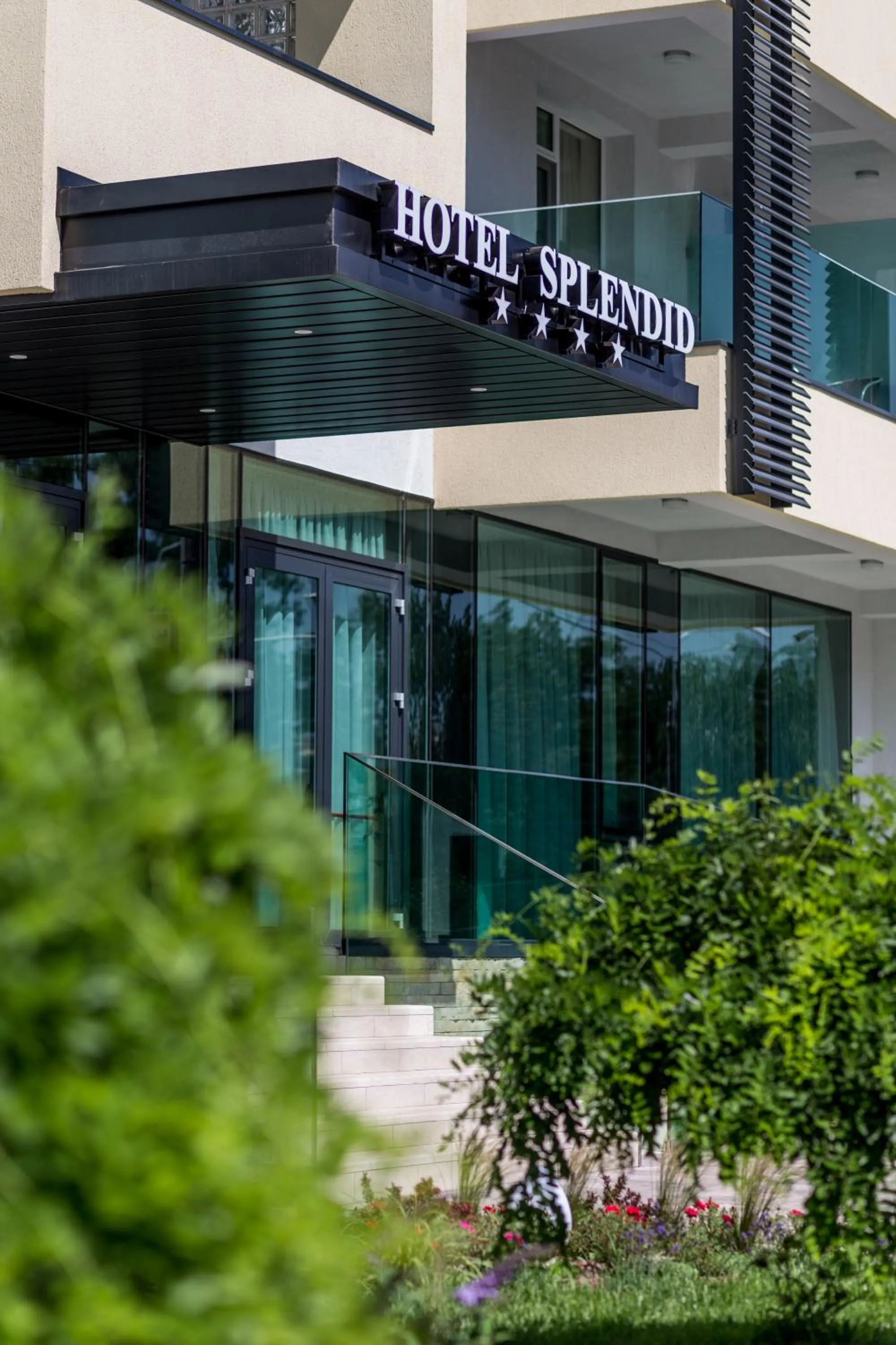 Facade/entrance in New Splendid Hotel & Spa - Adults Only (+16)