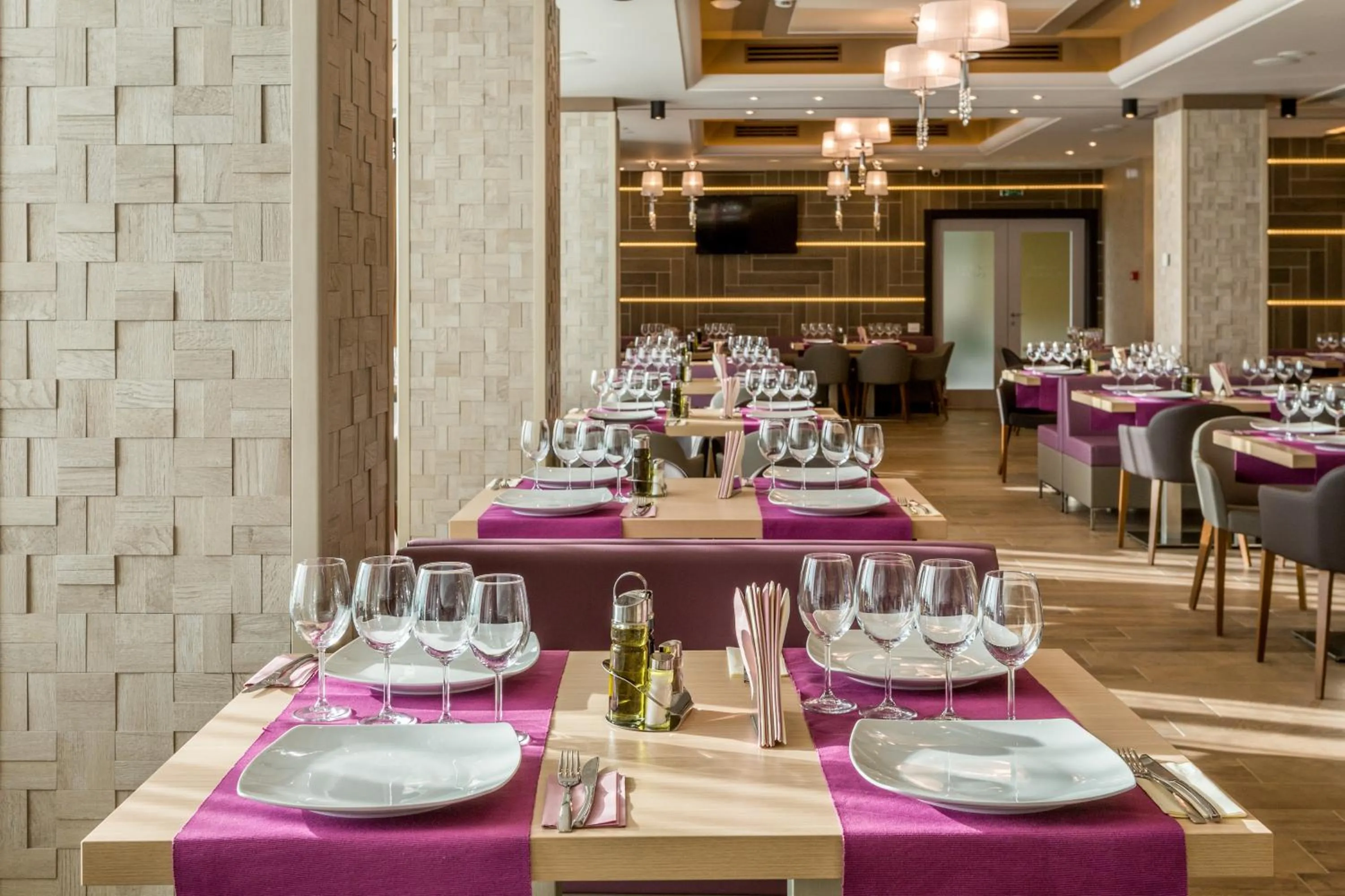 Restaurant/places to eat in New Splendid Hotel & Spa - Adults Only (+16)