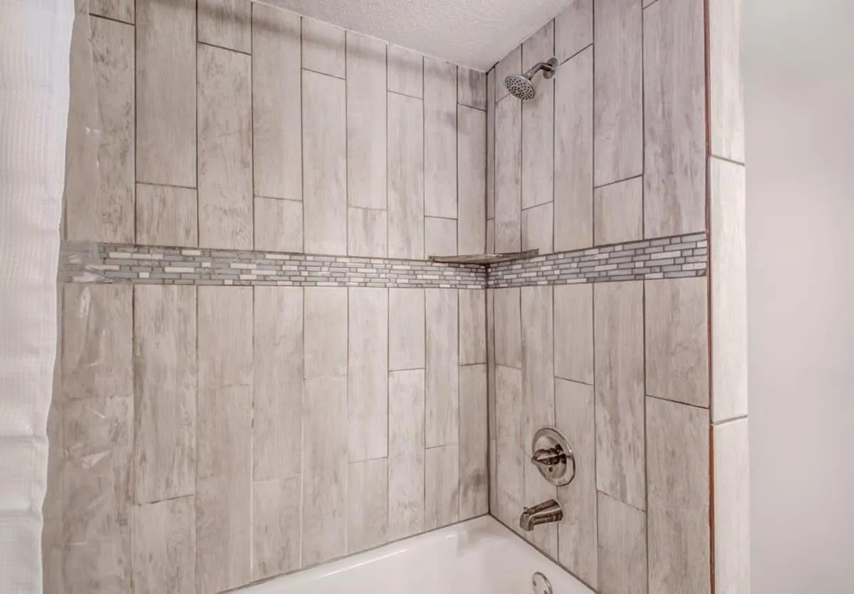 Shower in Haddington House