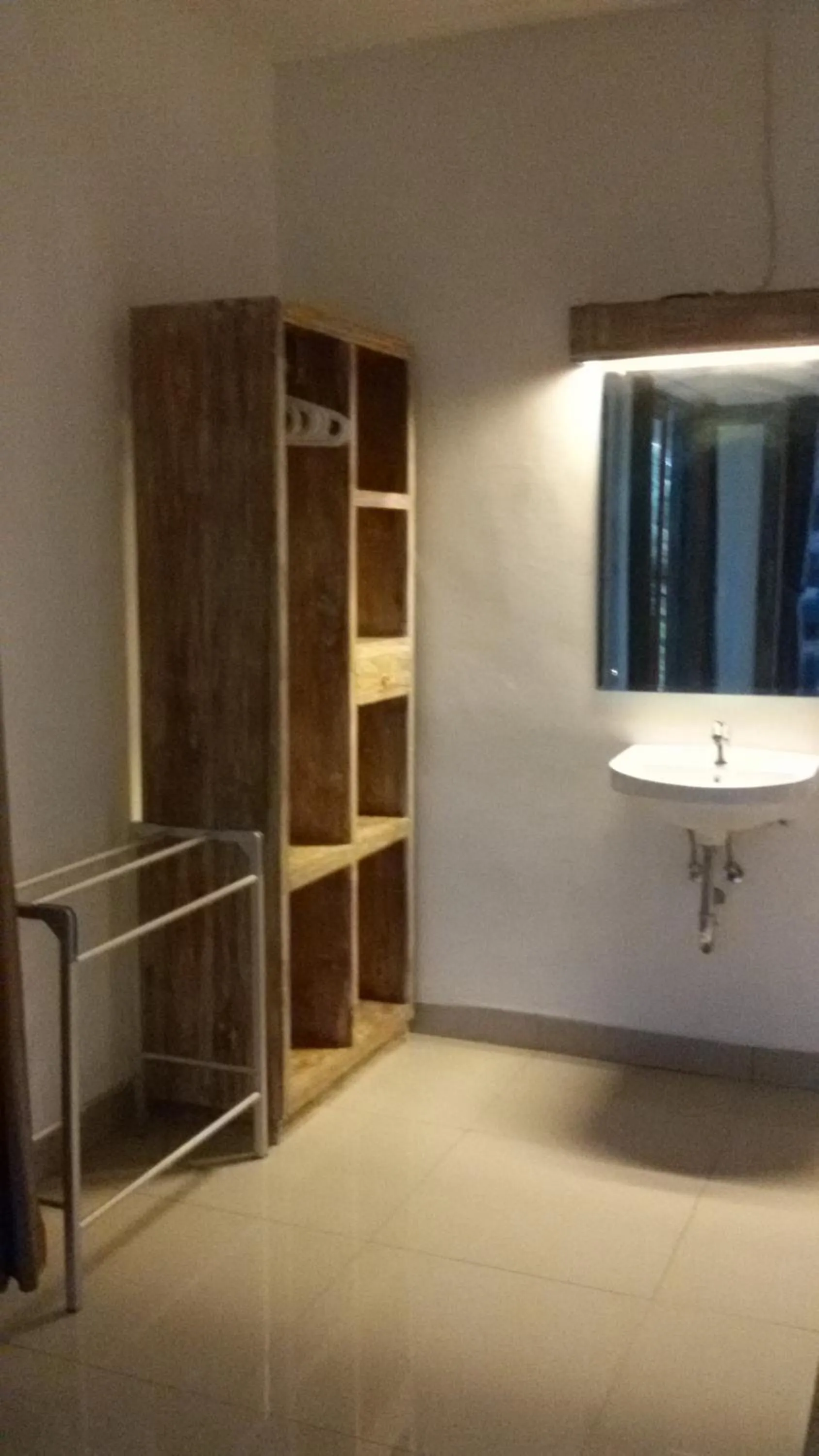 Bathroom in Blu Mango