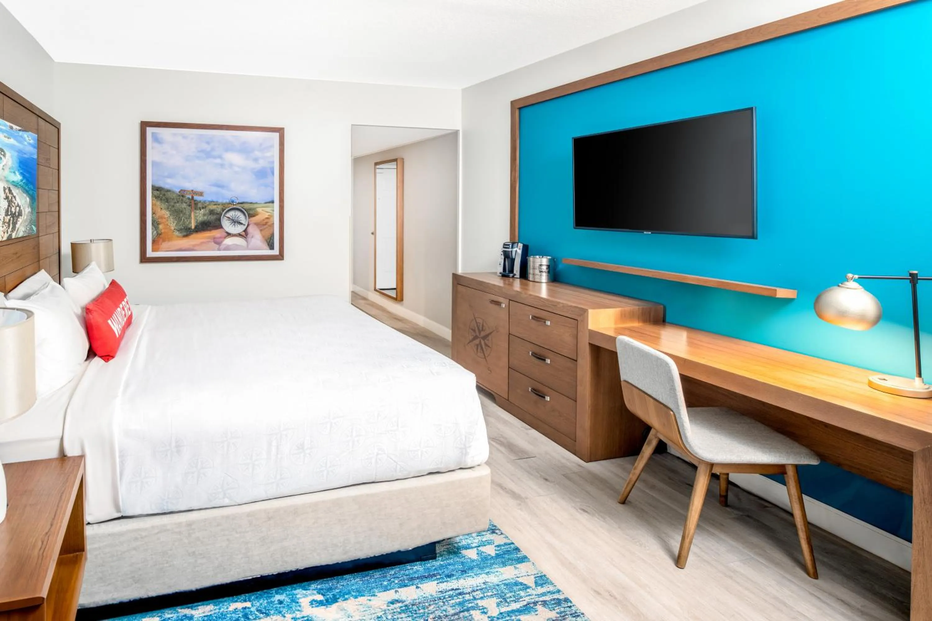 Bedroom, Bed in Compass Hotel Beaufort by Margaritaville