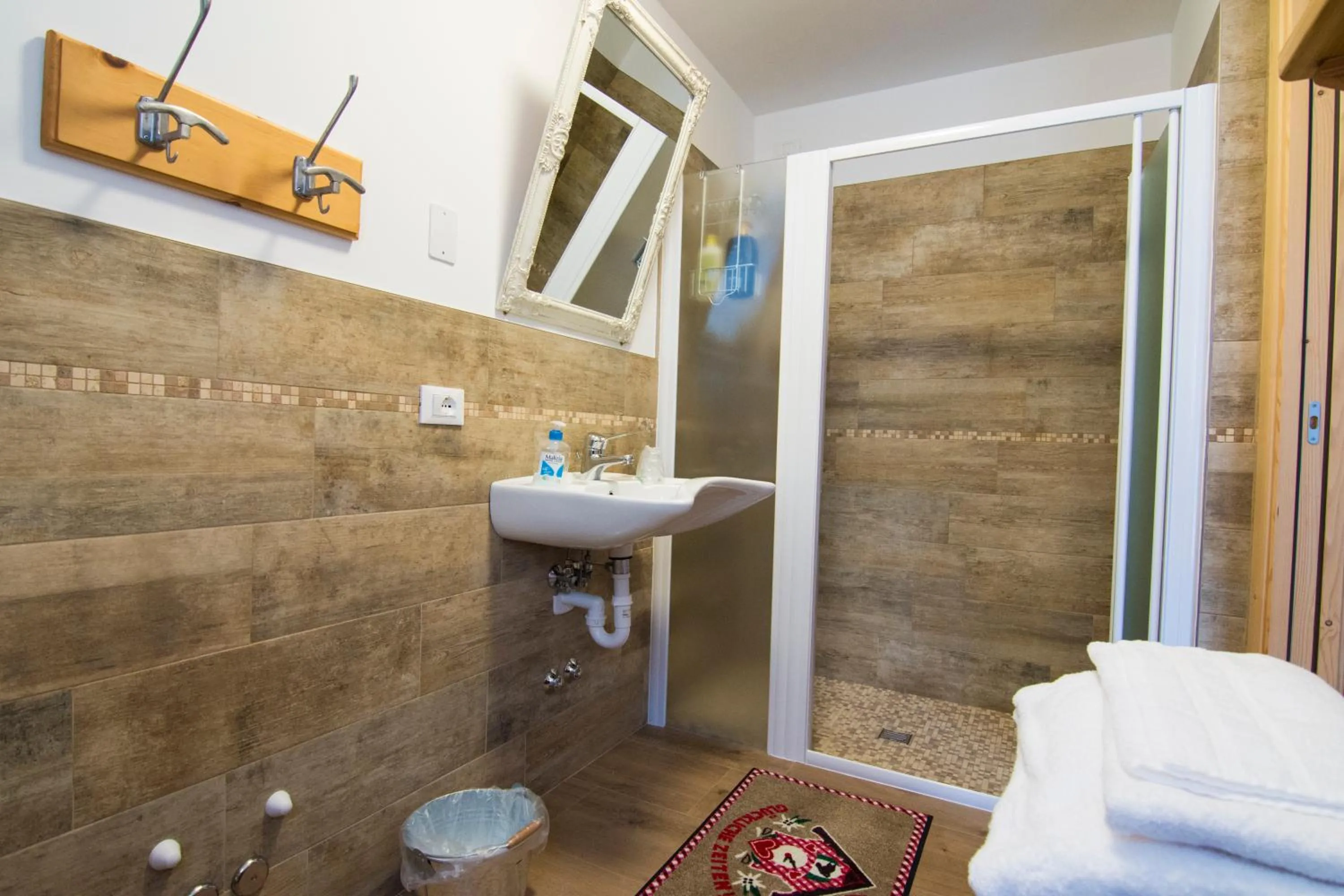 Bathroom in Olimpic Hostel