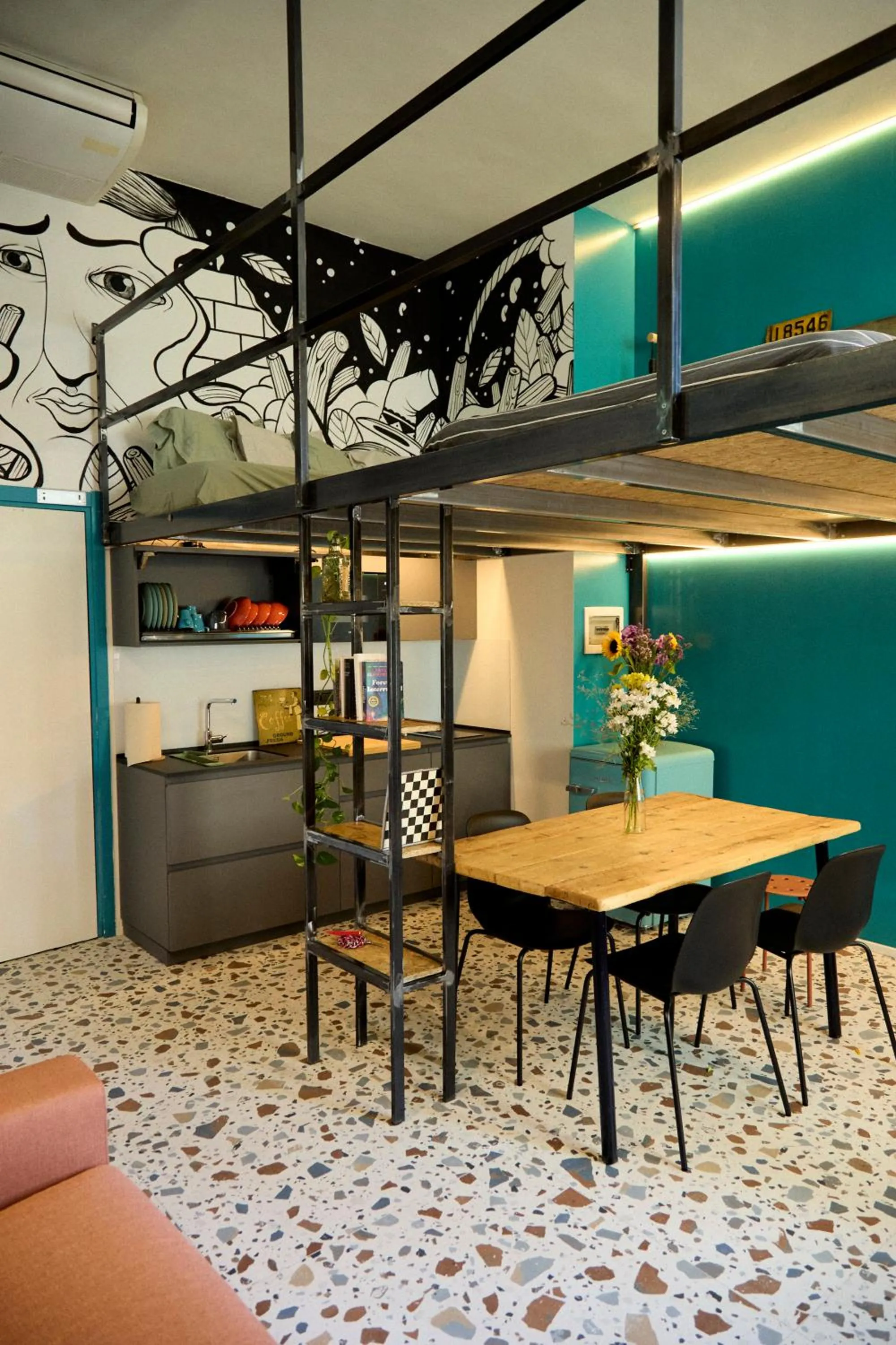 Kitchen or kitchenette in Madama Hostel & Bistrot