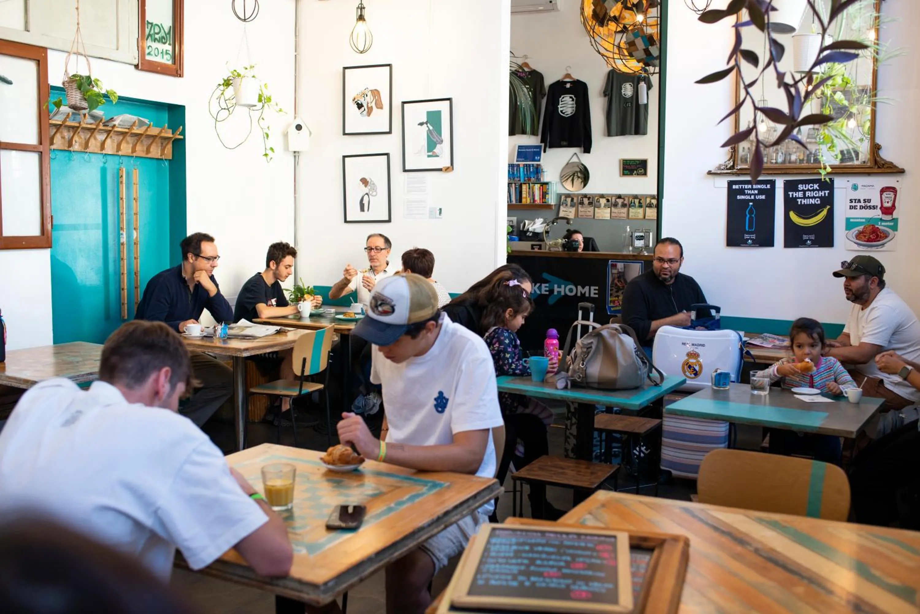 Restaurant/places to eat in Madama Hostel & Bistrot