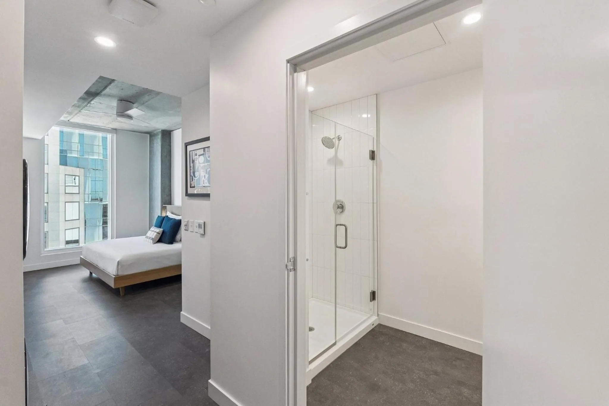 Photo of the whole room, Bed in Placemakr Downtown Phoenix