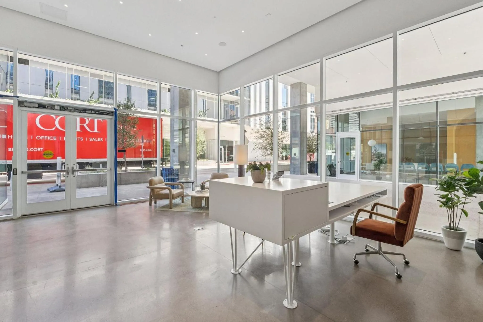 Area and facilities in Placemakr Downtown Phoenix