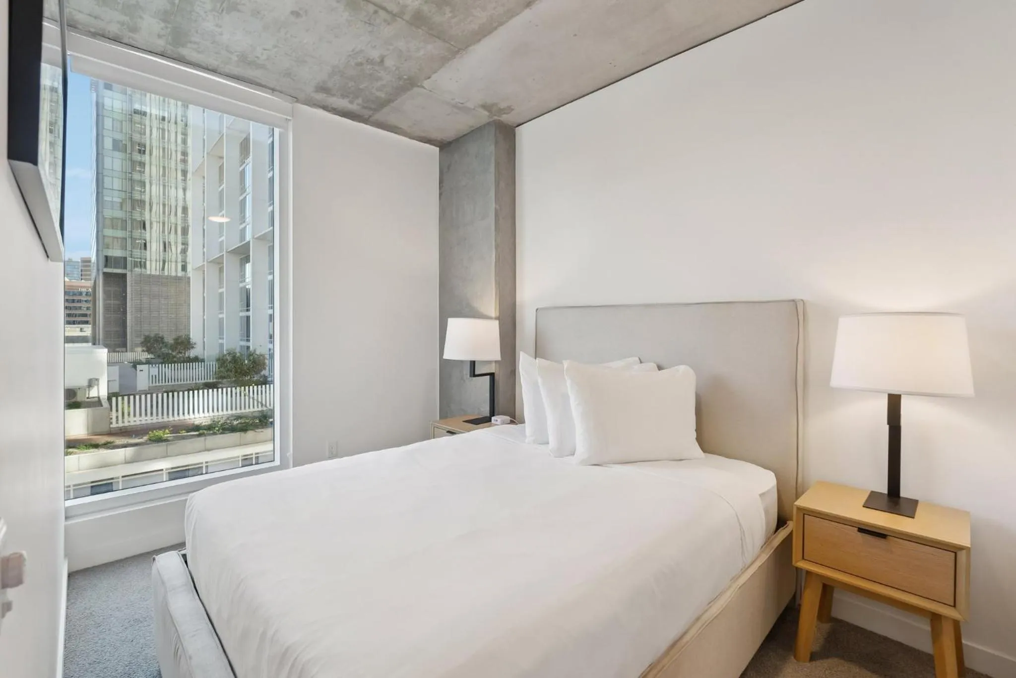 Bedroom, Bed in Placemakr Downtown Phoenix