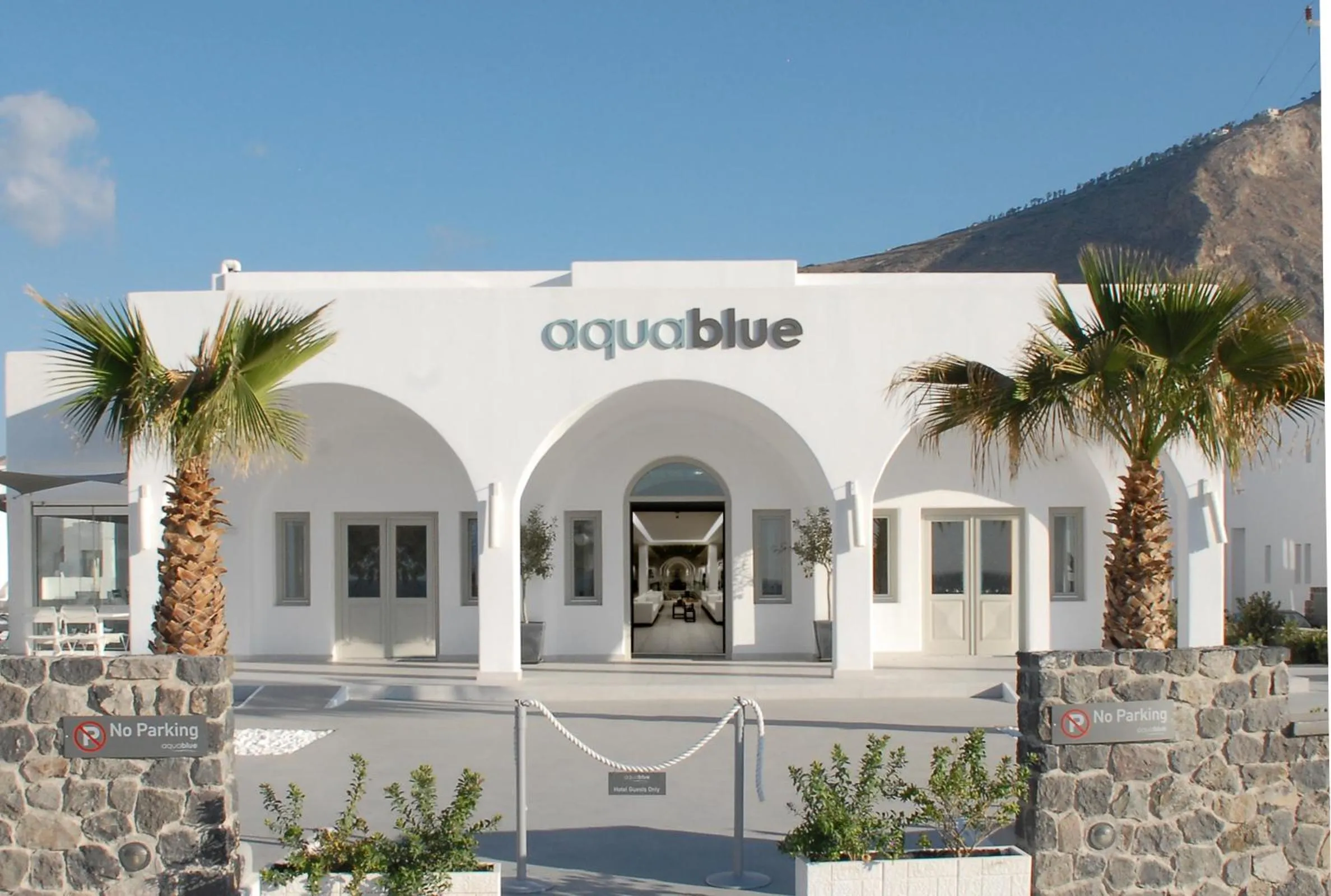 Facade/entrance in Aqua Blue Beach Hotel
