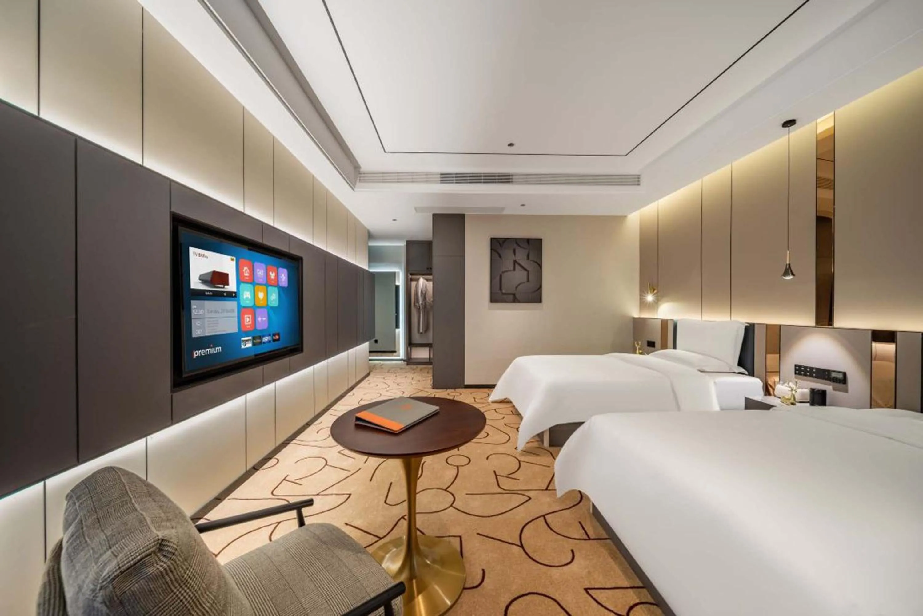 Bed in Pilot Hotel