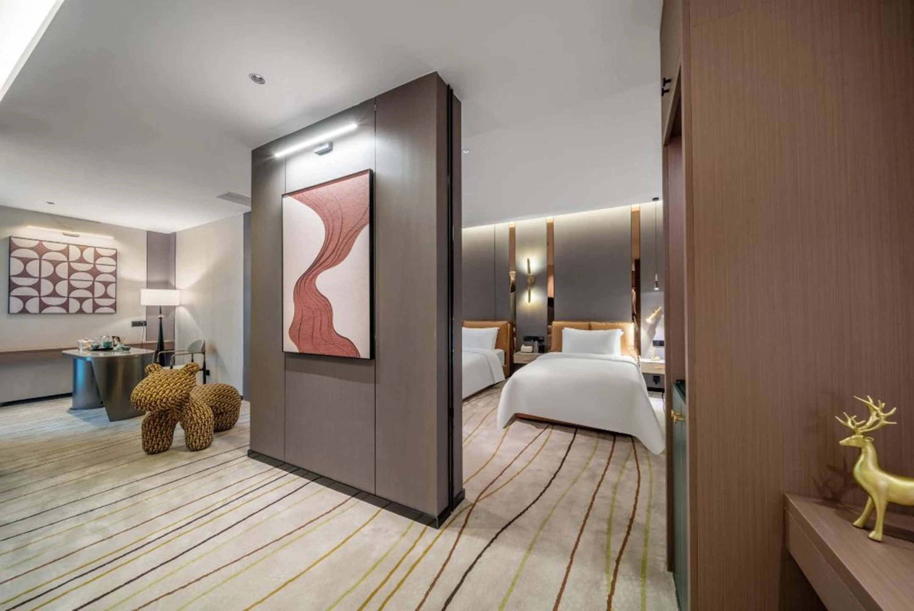 Bed in Pilot Hotel