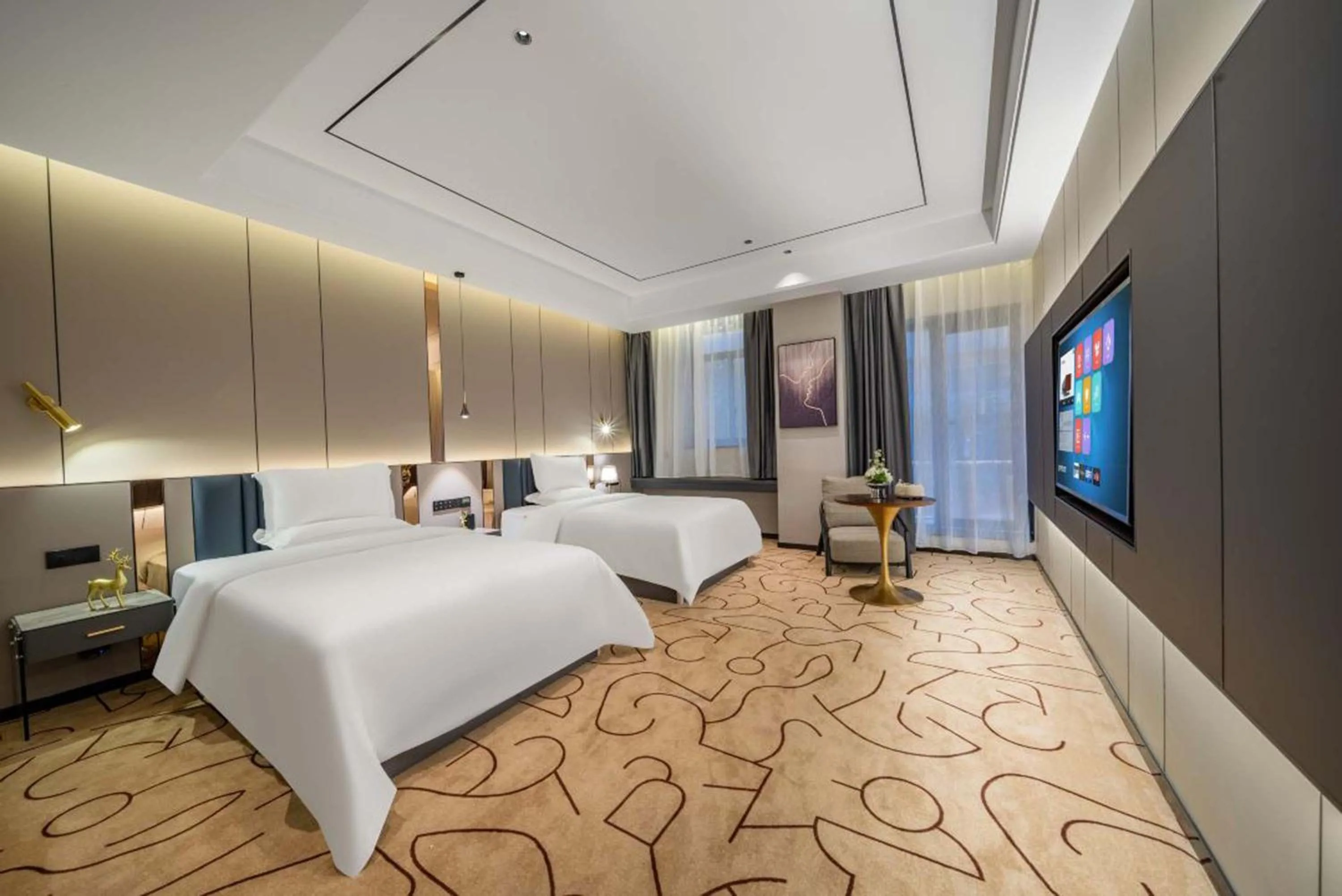 Bed in Pilot Hotel