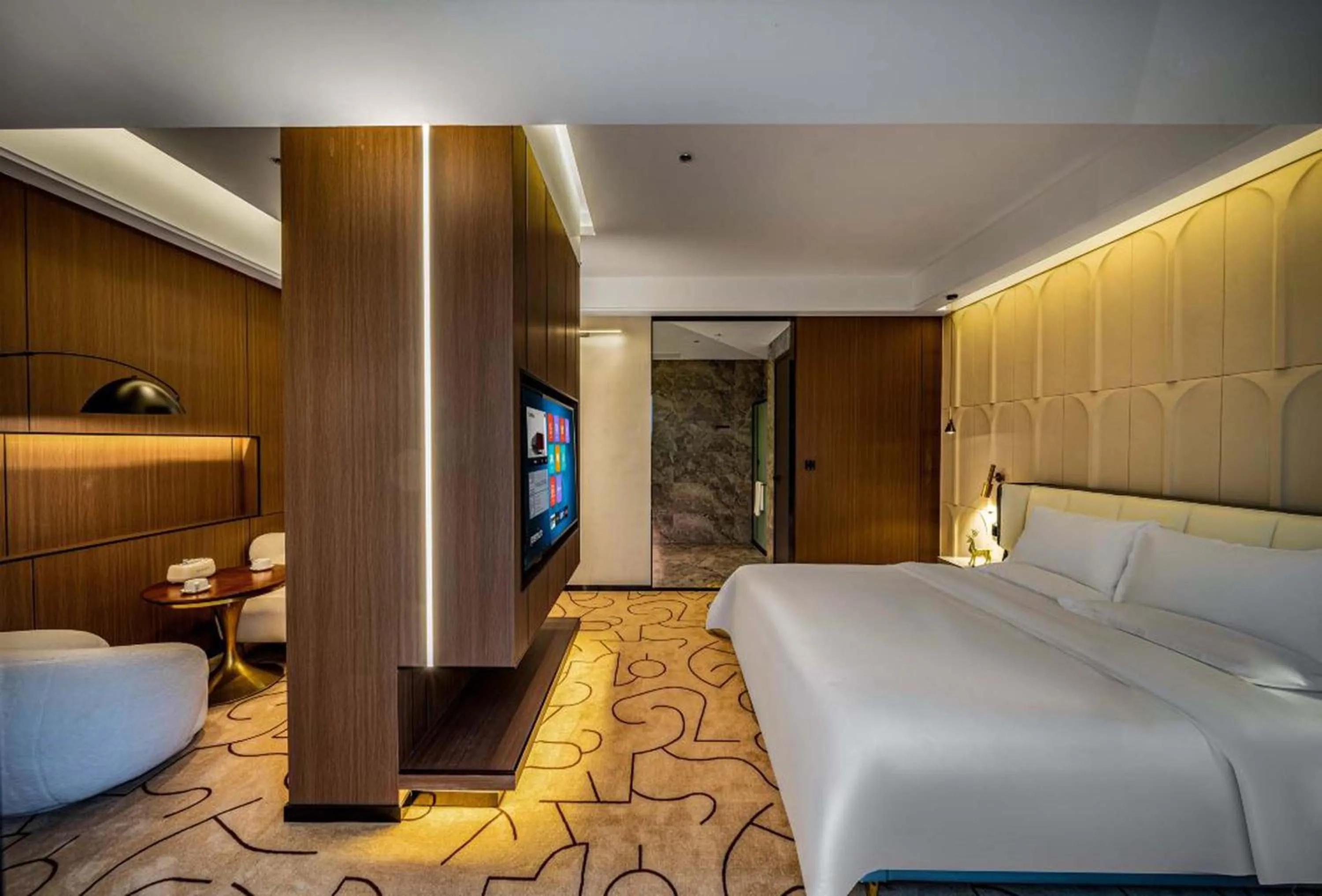 Bed in Pilot Hotel