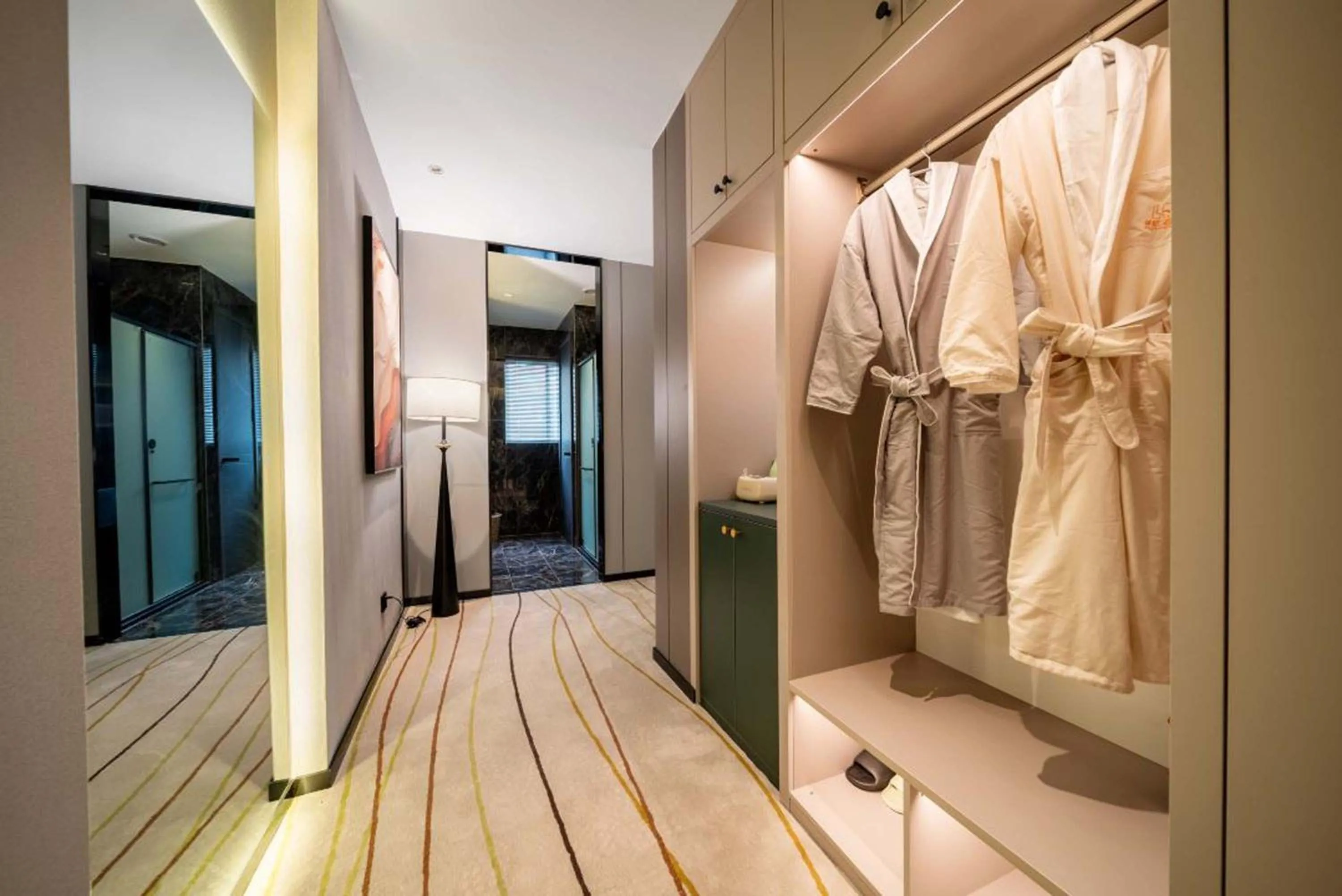 Shower in Pilot Hotel