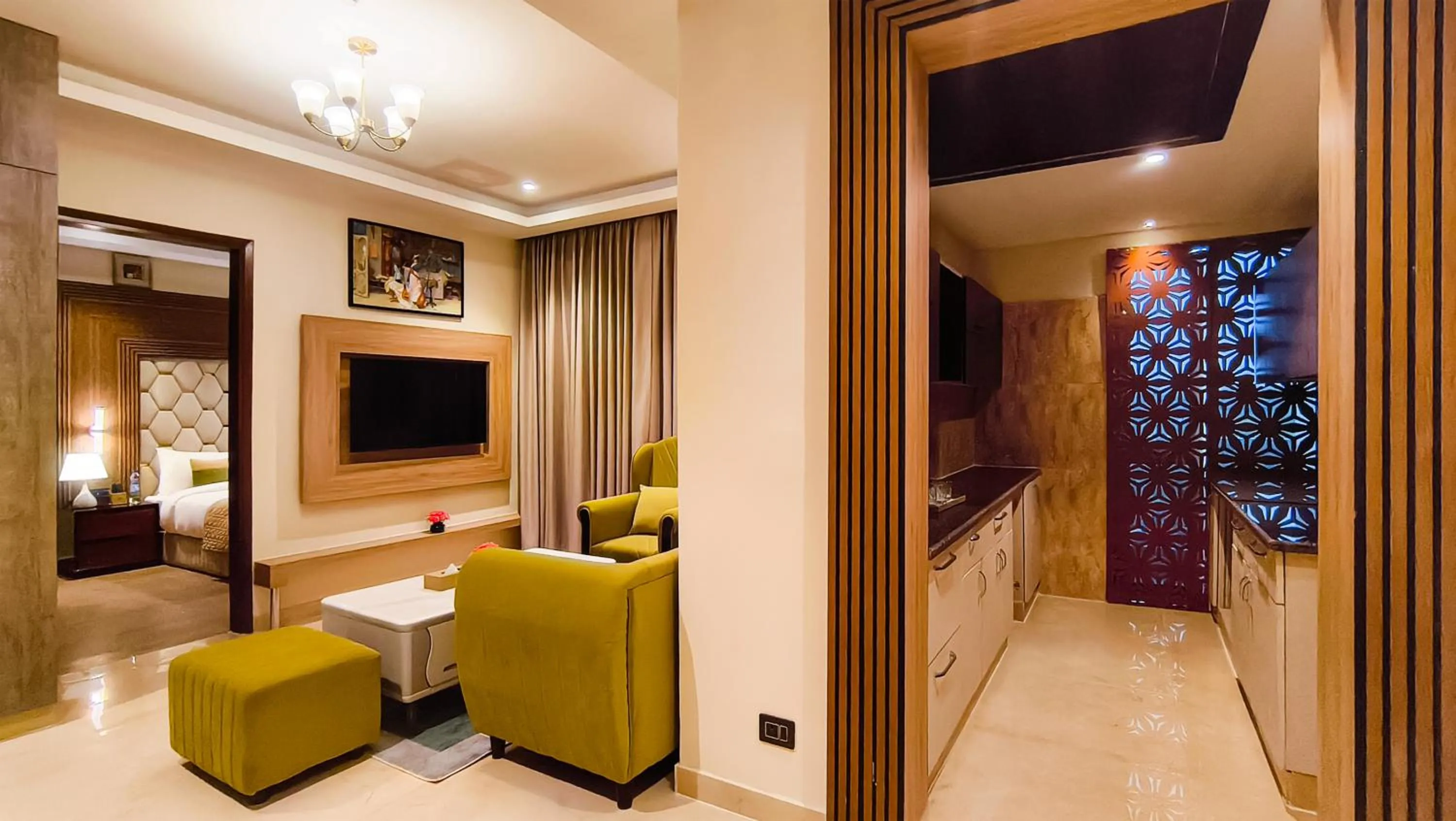 TV and multimedia in The Meriton