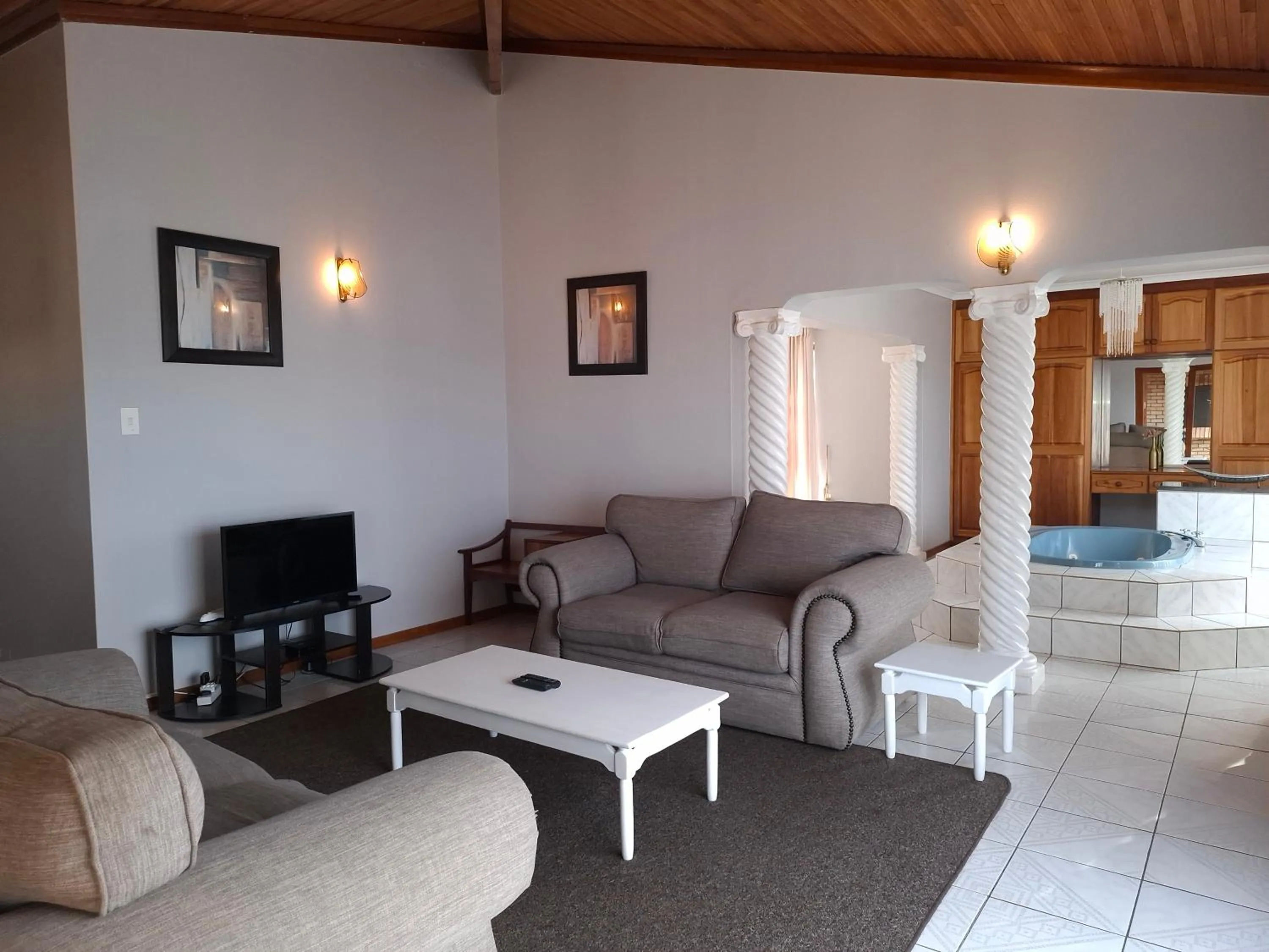 TV and multimedia in Eagles Nest