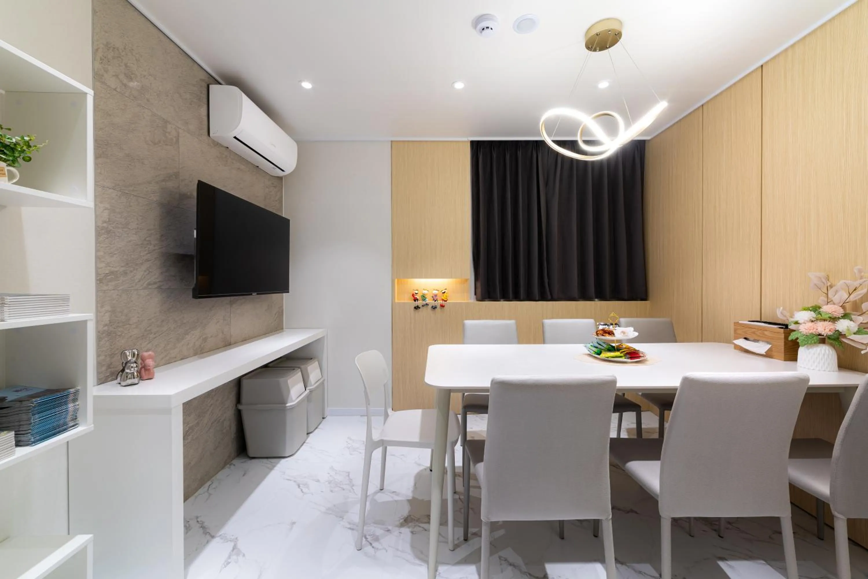 The Central Hongdae