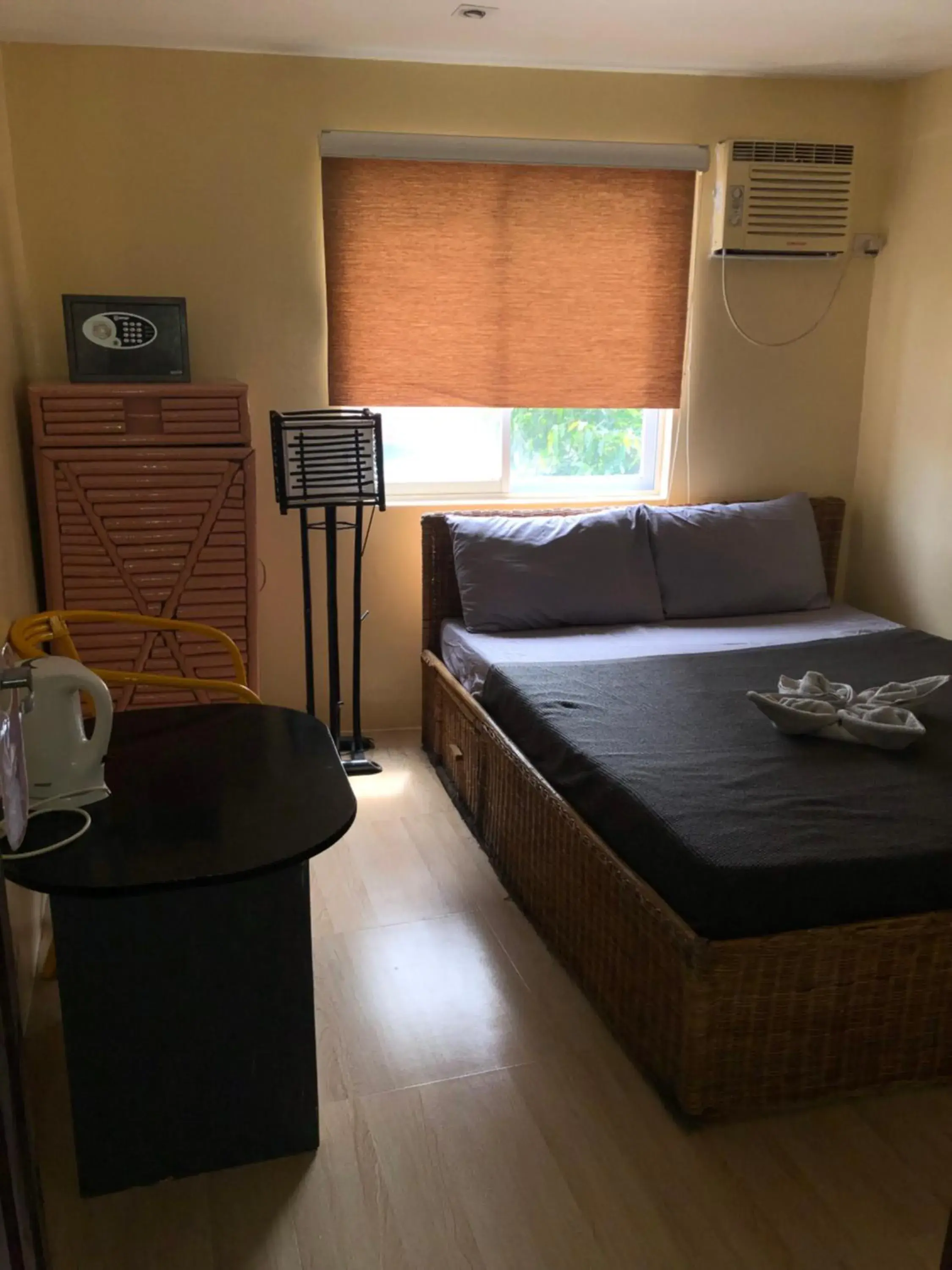 Twin Room in Amadeus and Isabel Inn Twin Room in Amadeus and Isabel Inn