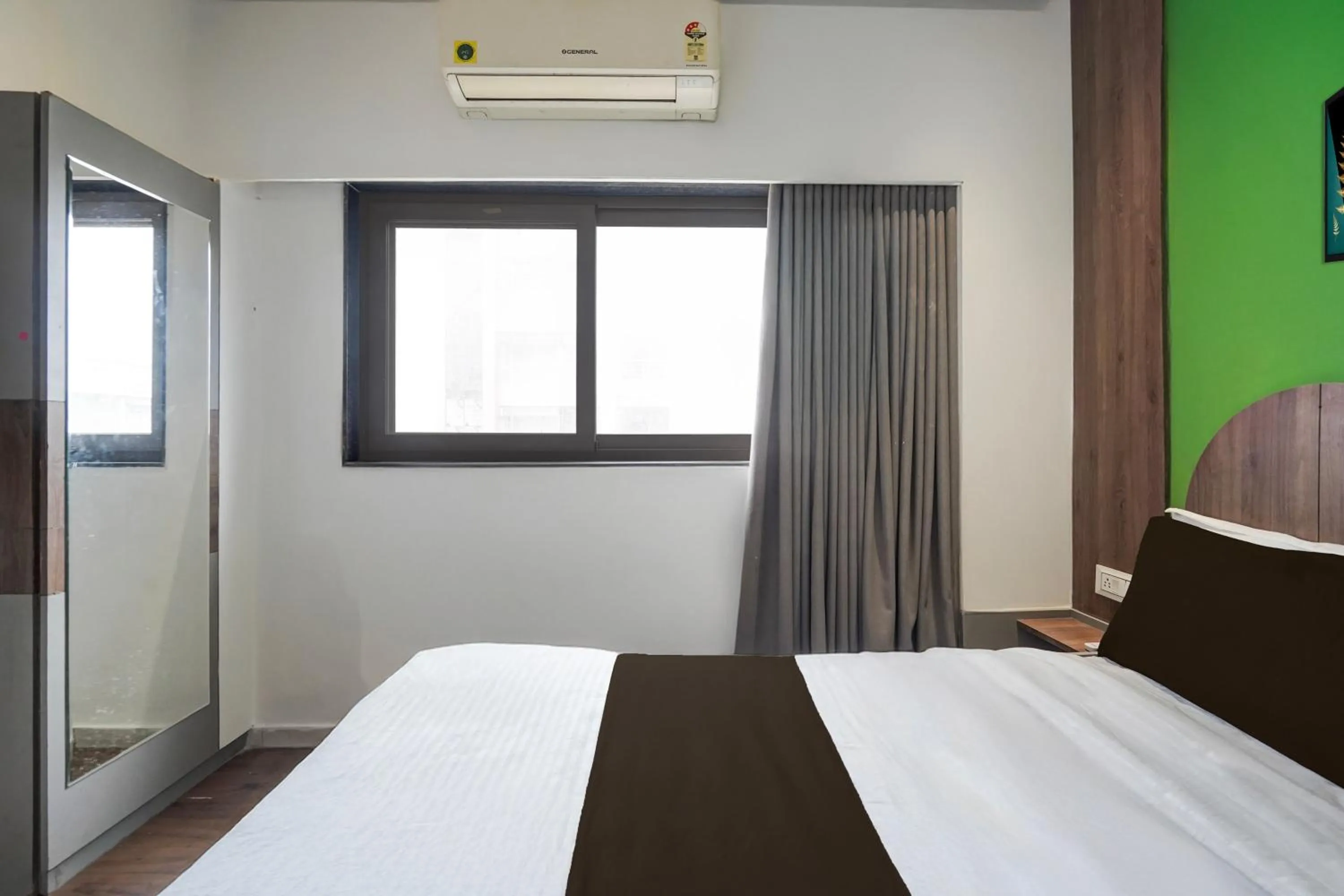 Bedroom in Hotel O The Faam