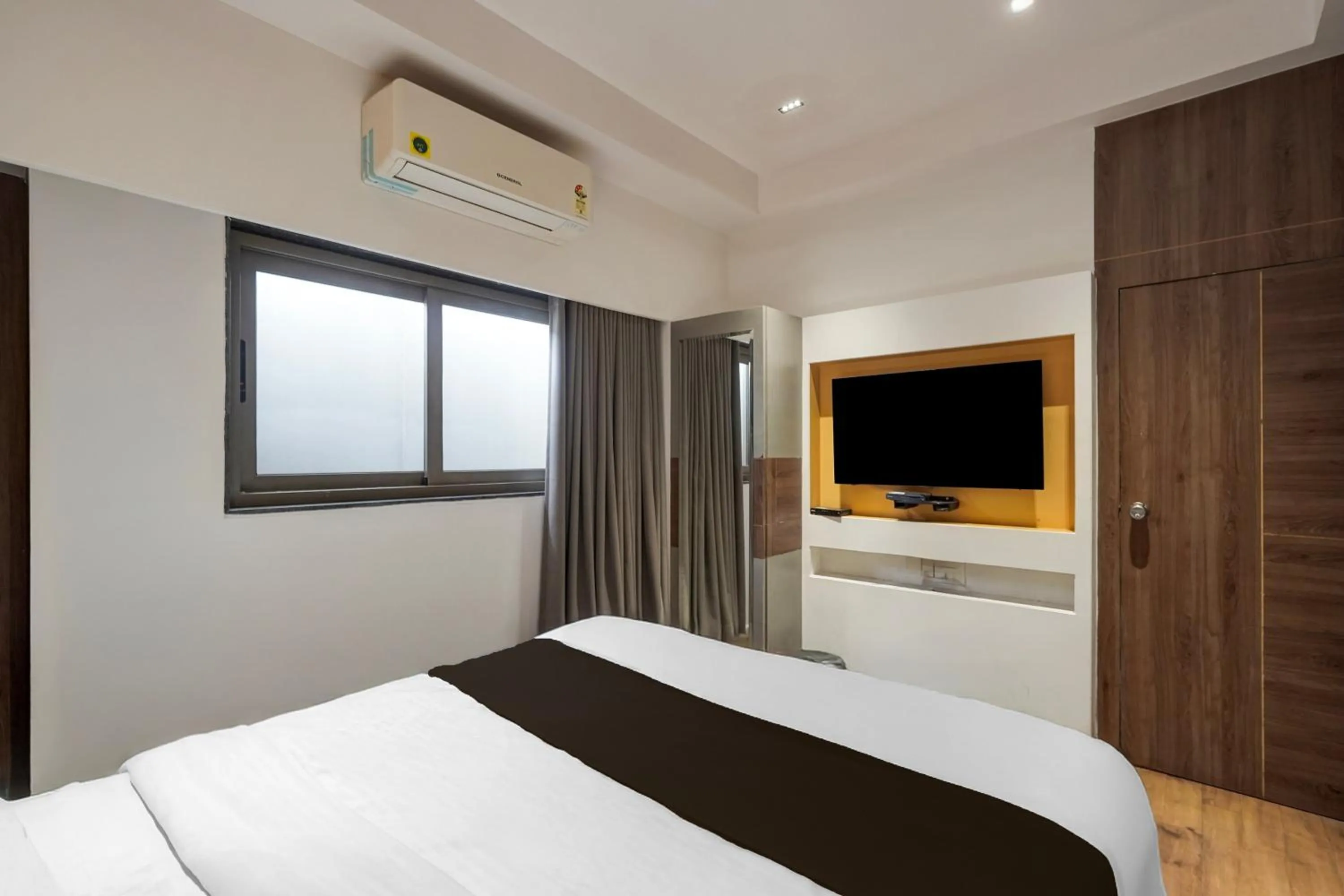 Bedroom, Bed in Hotel O The Faam