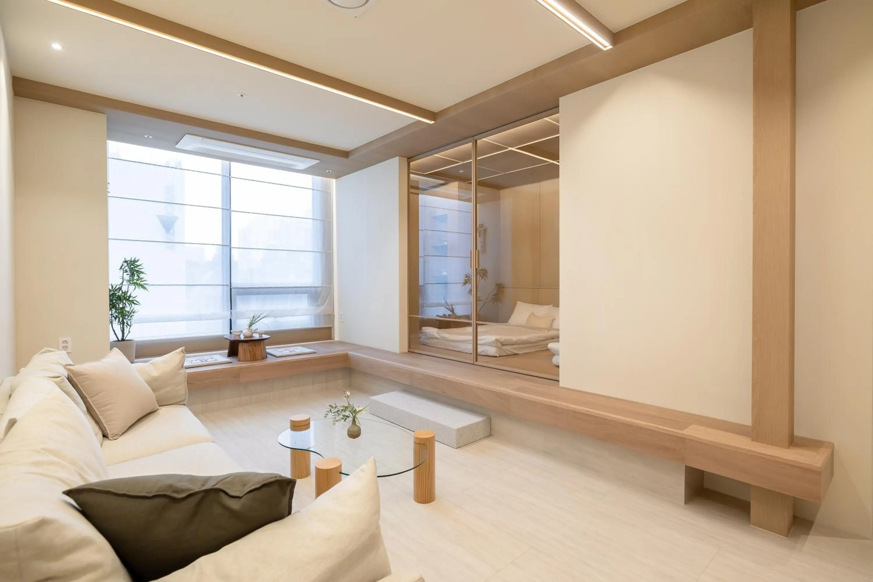 Large Double or Twin Room in THE EXTAY Lounge Jongno