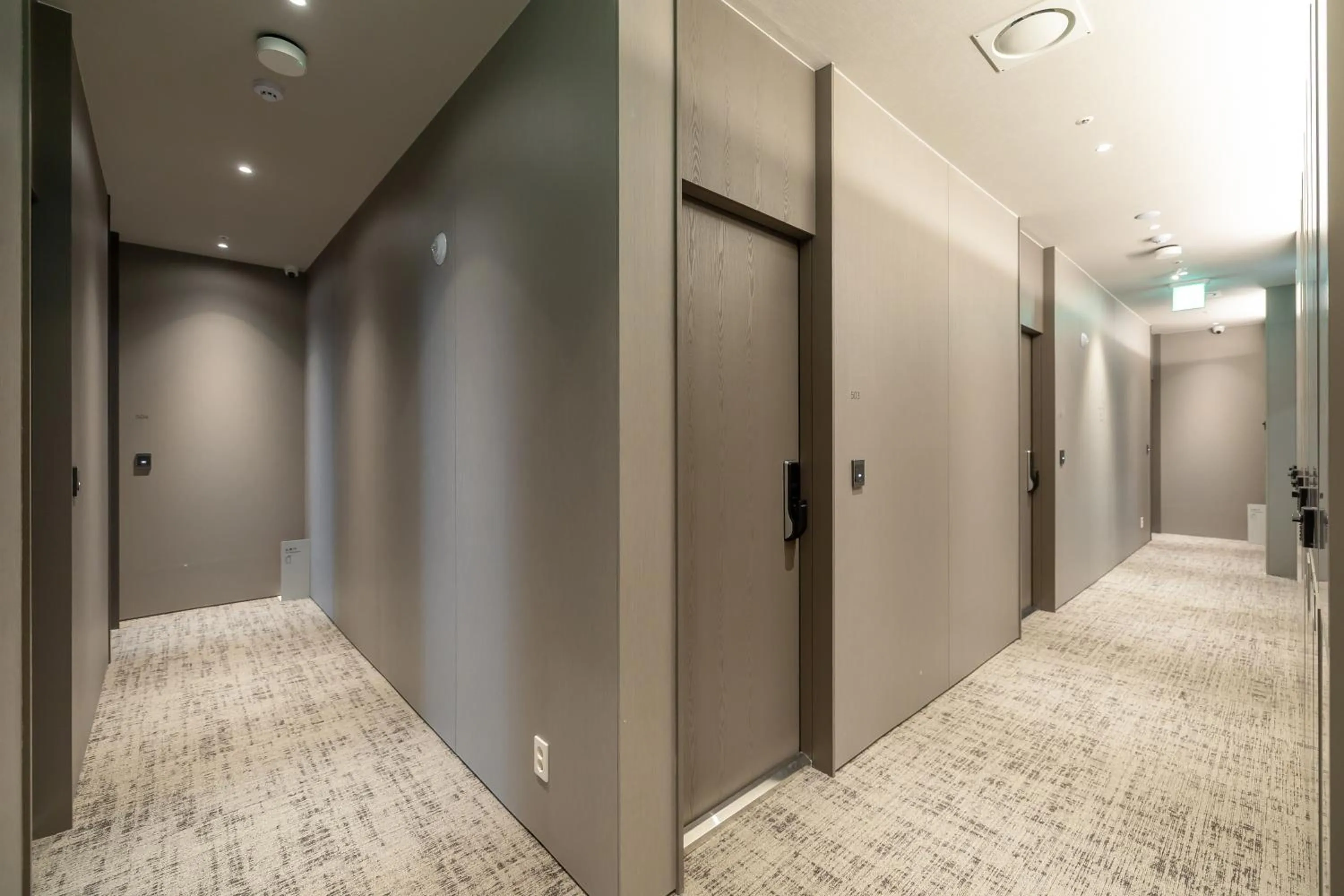 Decorative detail in THE EXTAY Lounge Jongno