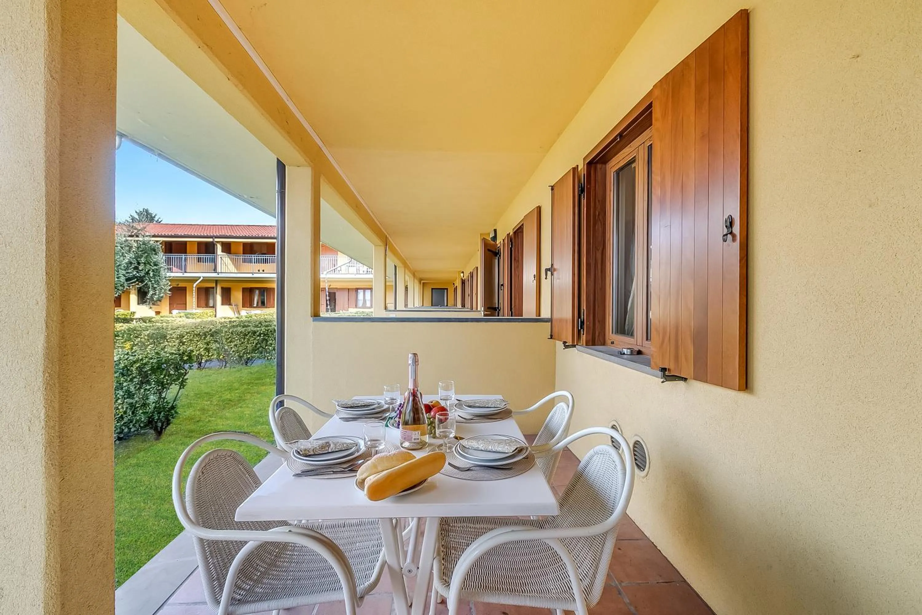 Area and facilities in Residence La Perla