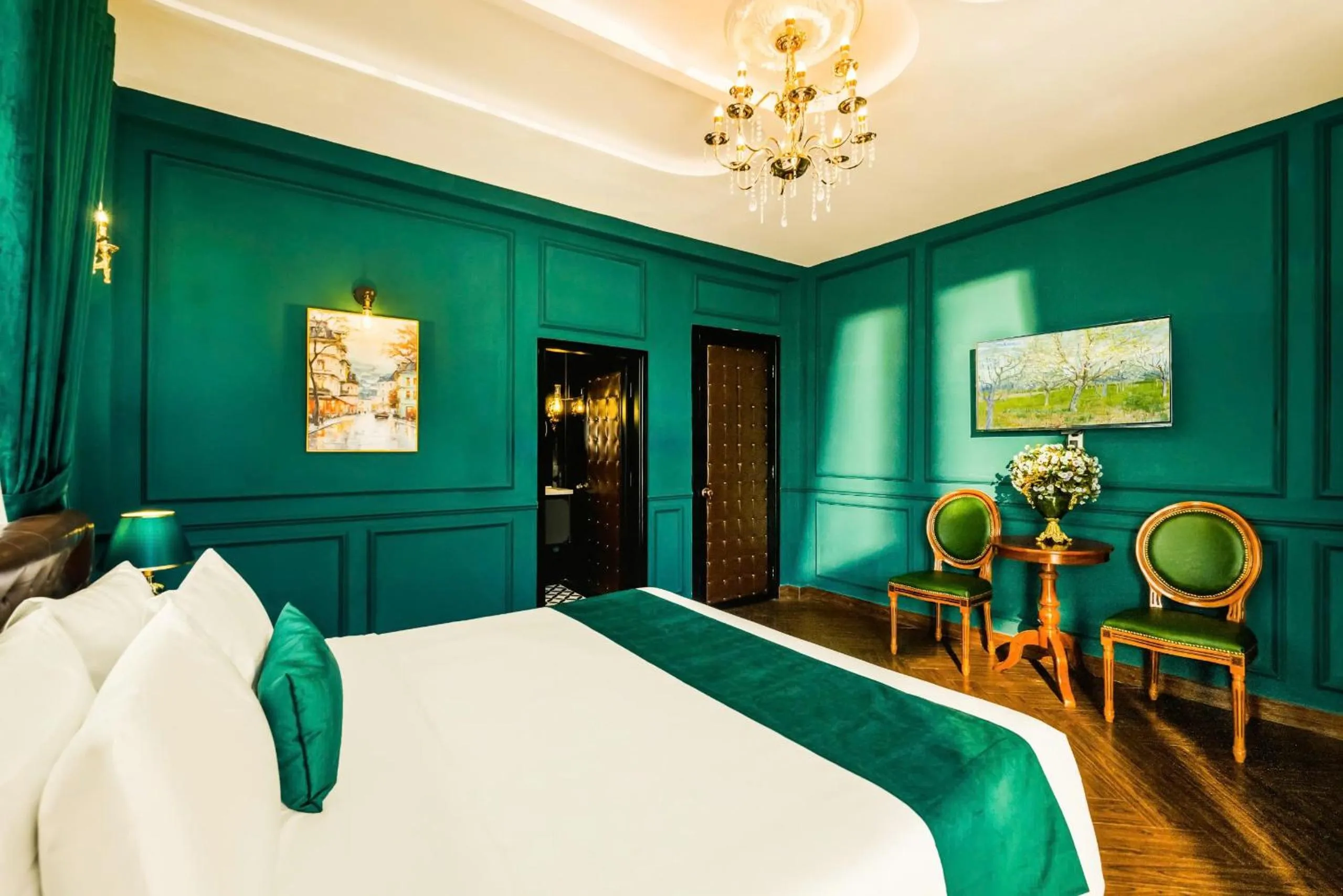 Bedroom, Bed in Vina Vintage Hotel