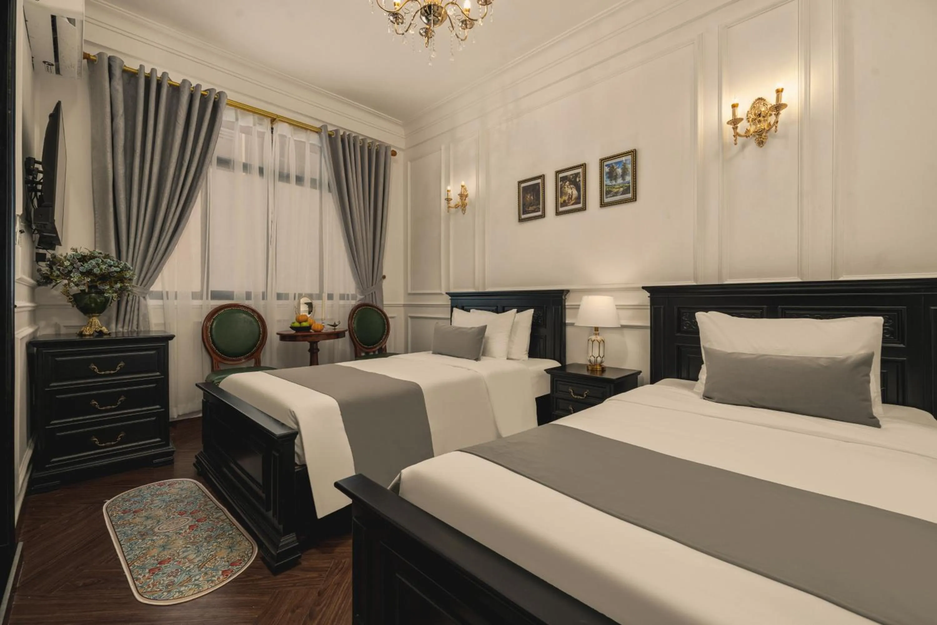 Bedroom, Bed in Vina Vintage Hotel