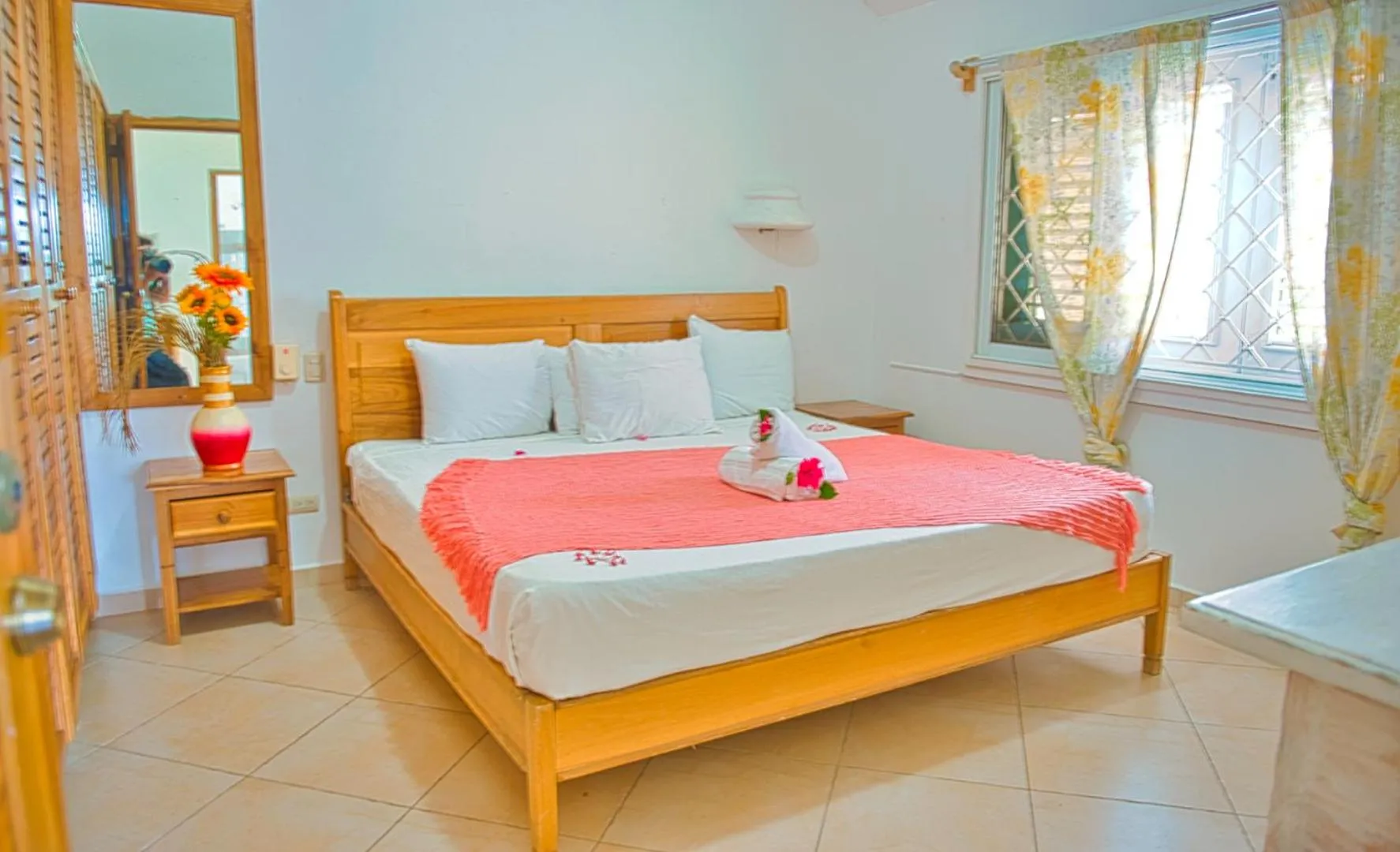 Property building, Bed in Hoteles Josefina