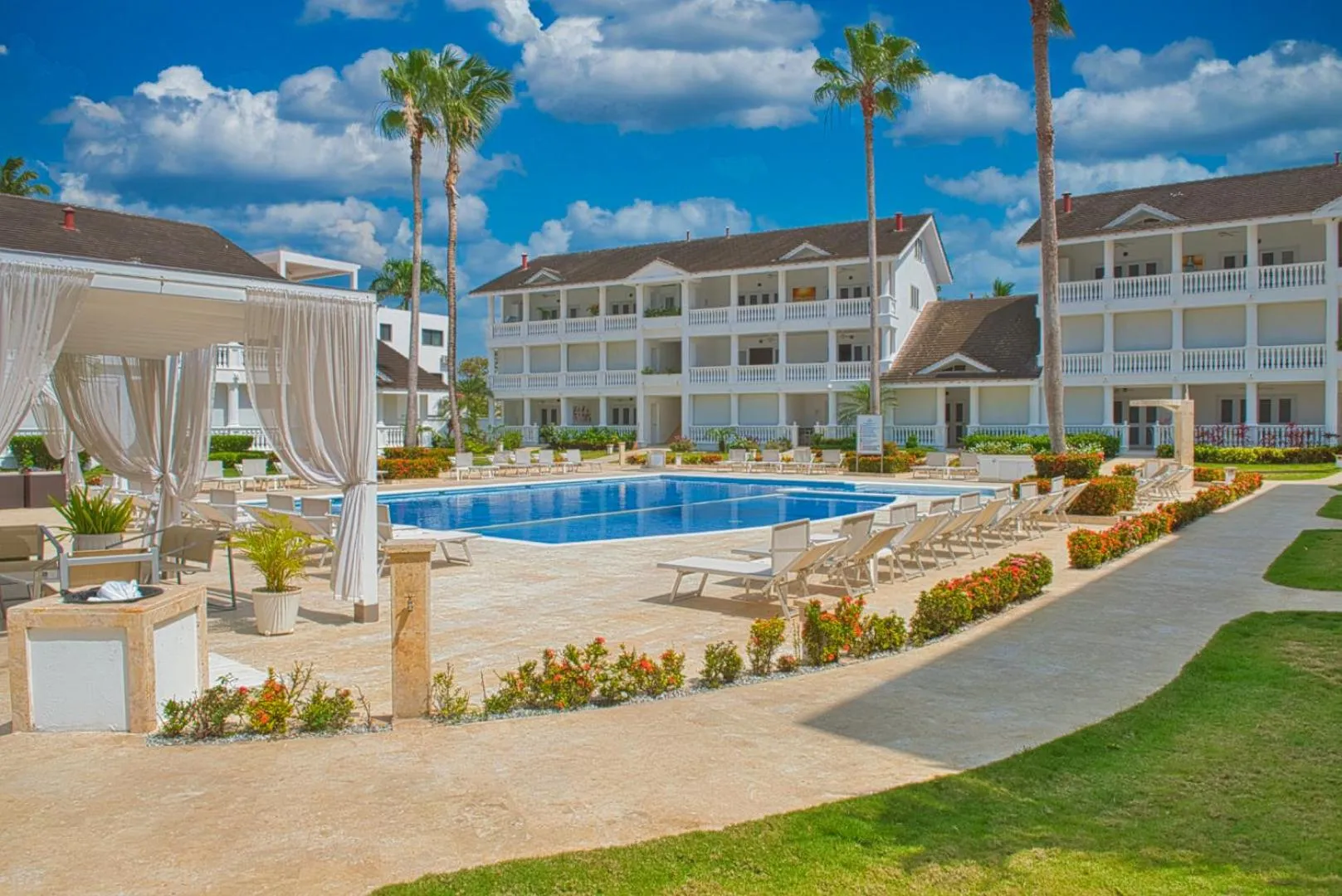 Swimming pool in Hoteles Josefina