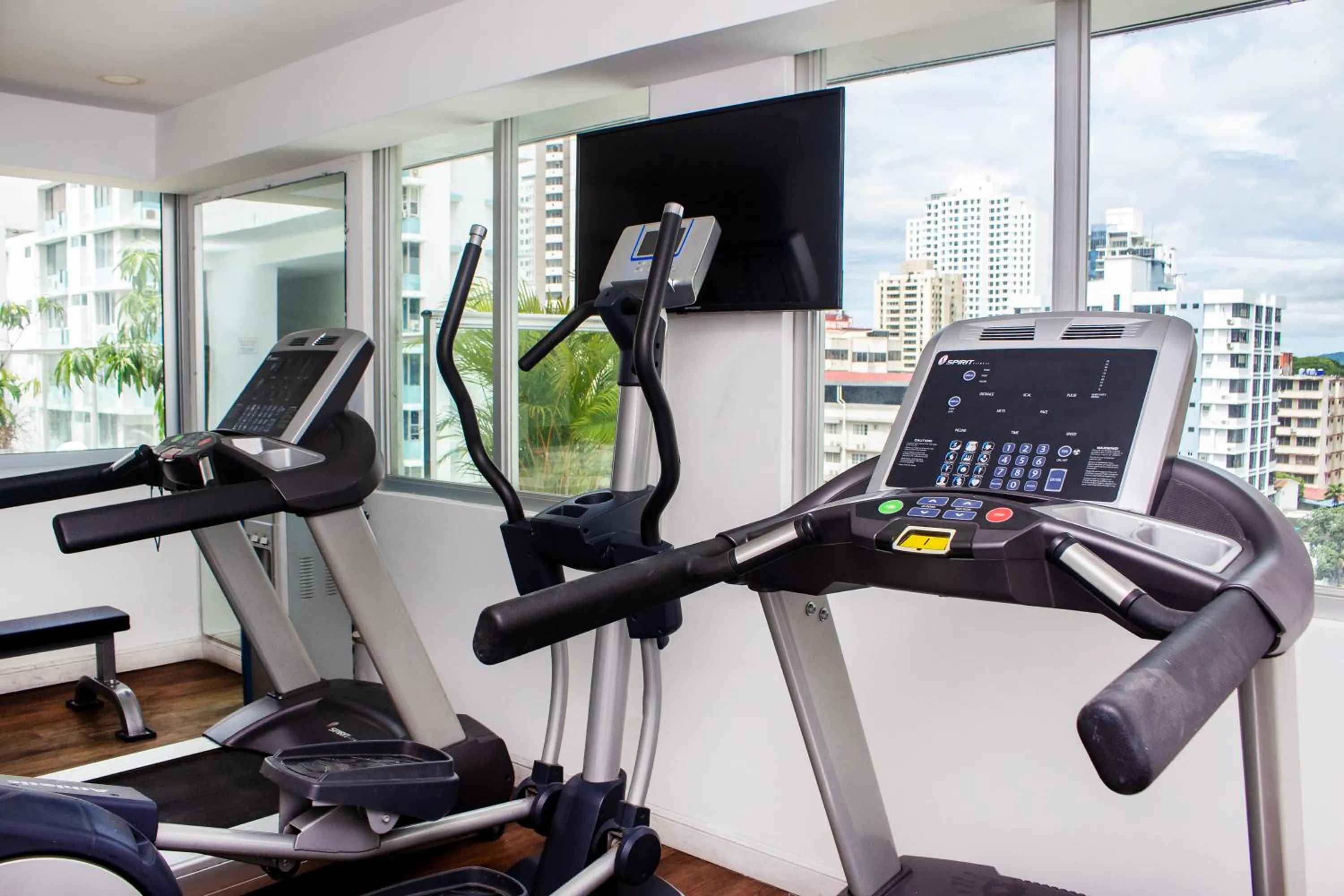 Fitness centre/facilities in Ramada by Wyndham Panama Via Argentina