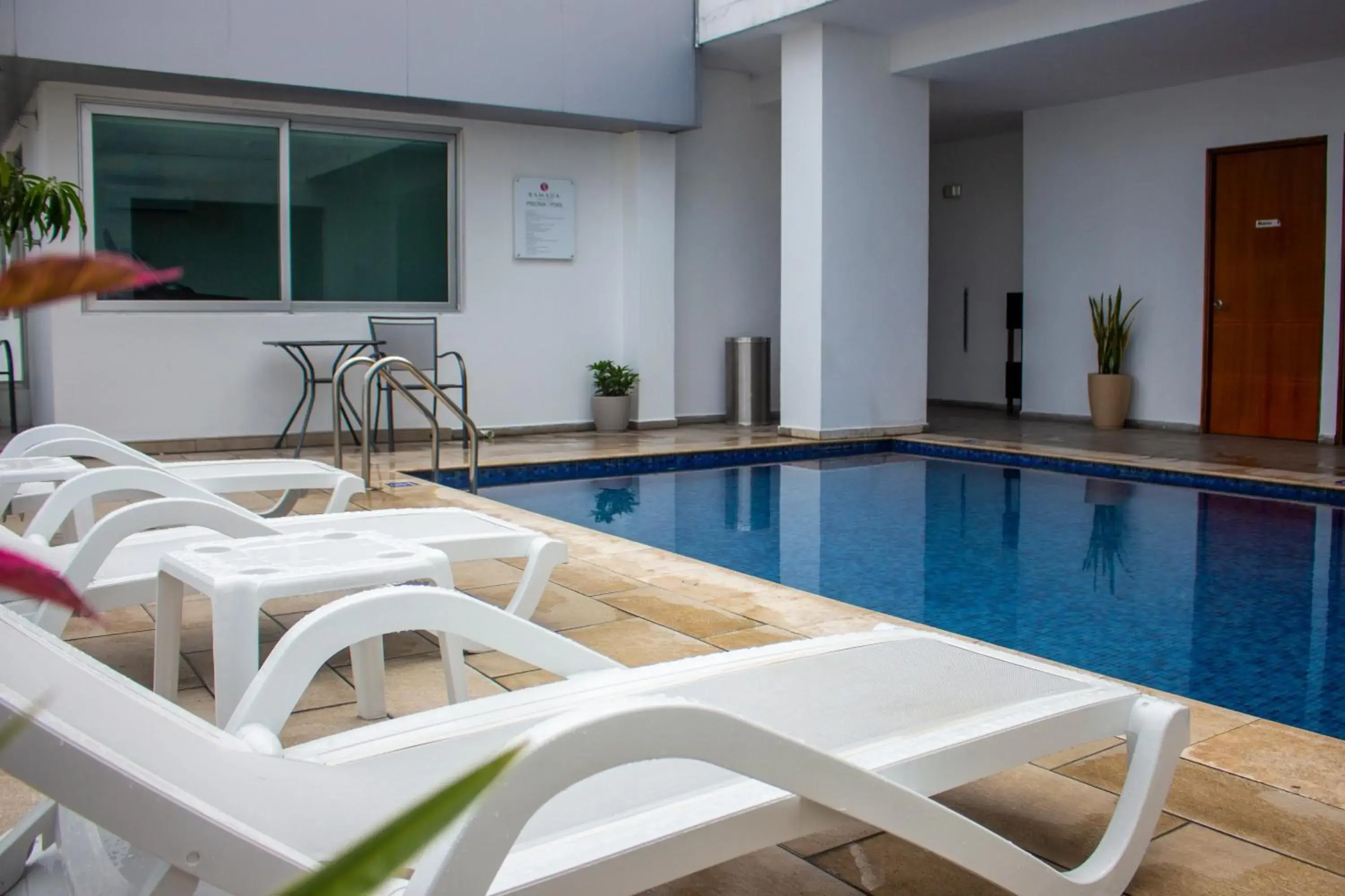 Swimming pool in Ramada by Wyndham Panama Via Argentina Swimming pool in Ramada by Wyndham Panama Via Argentina
