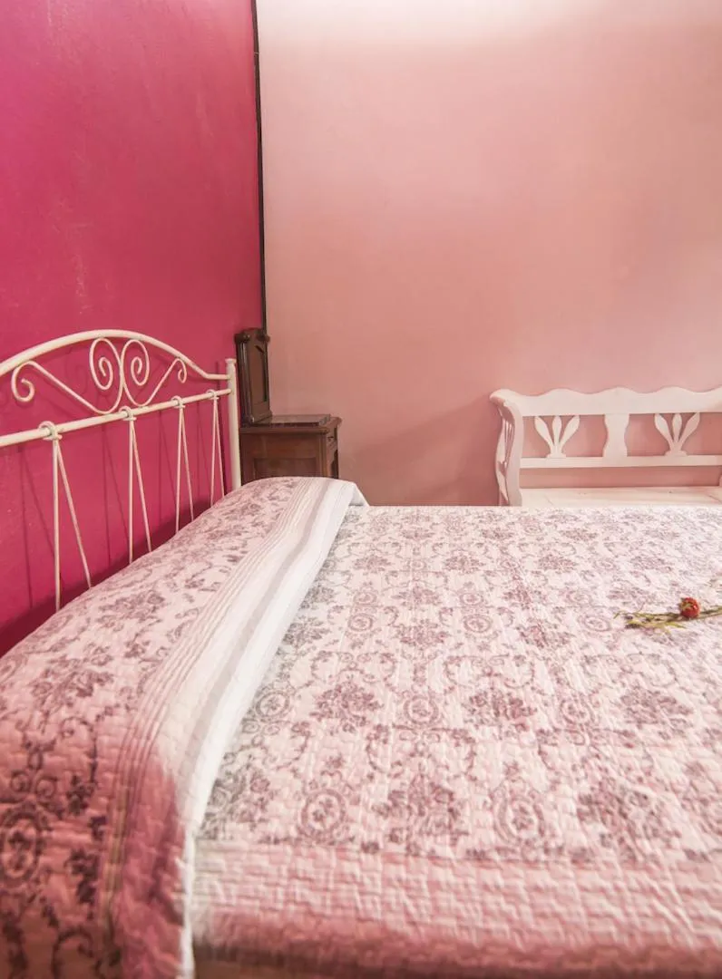 Decorative detail, Bed in Agriturismo Corte Decia