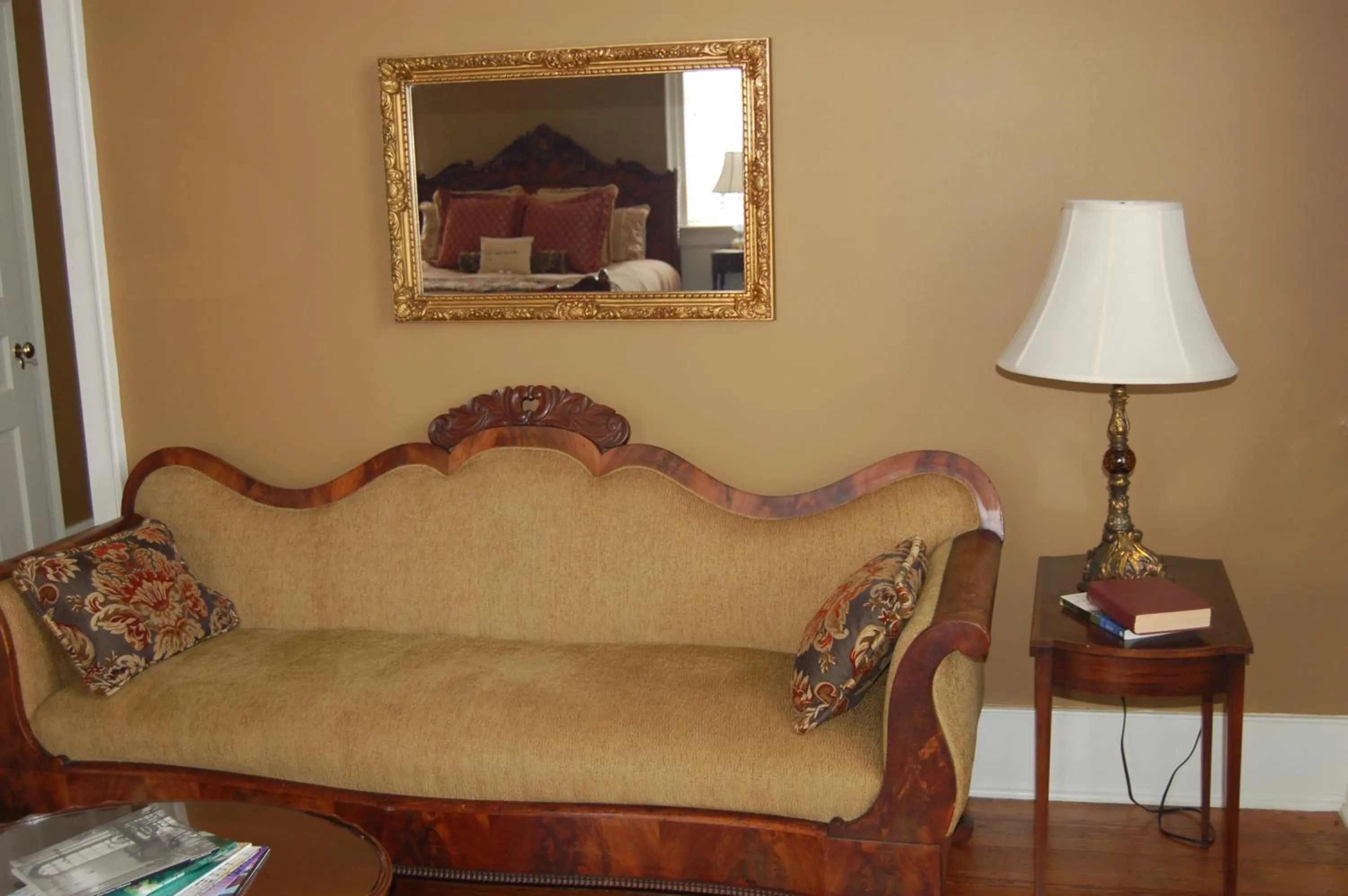 Hale Springs Inn