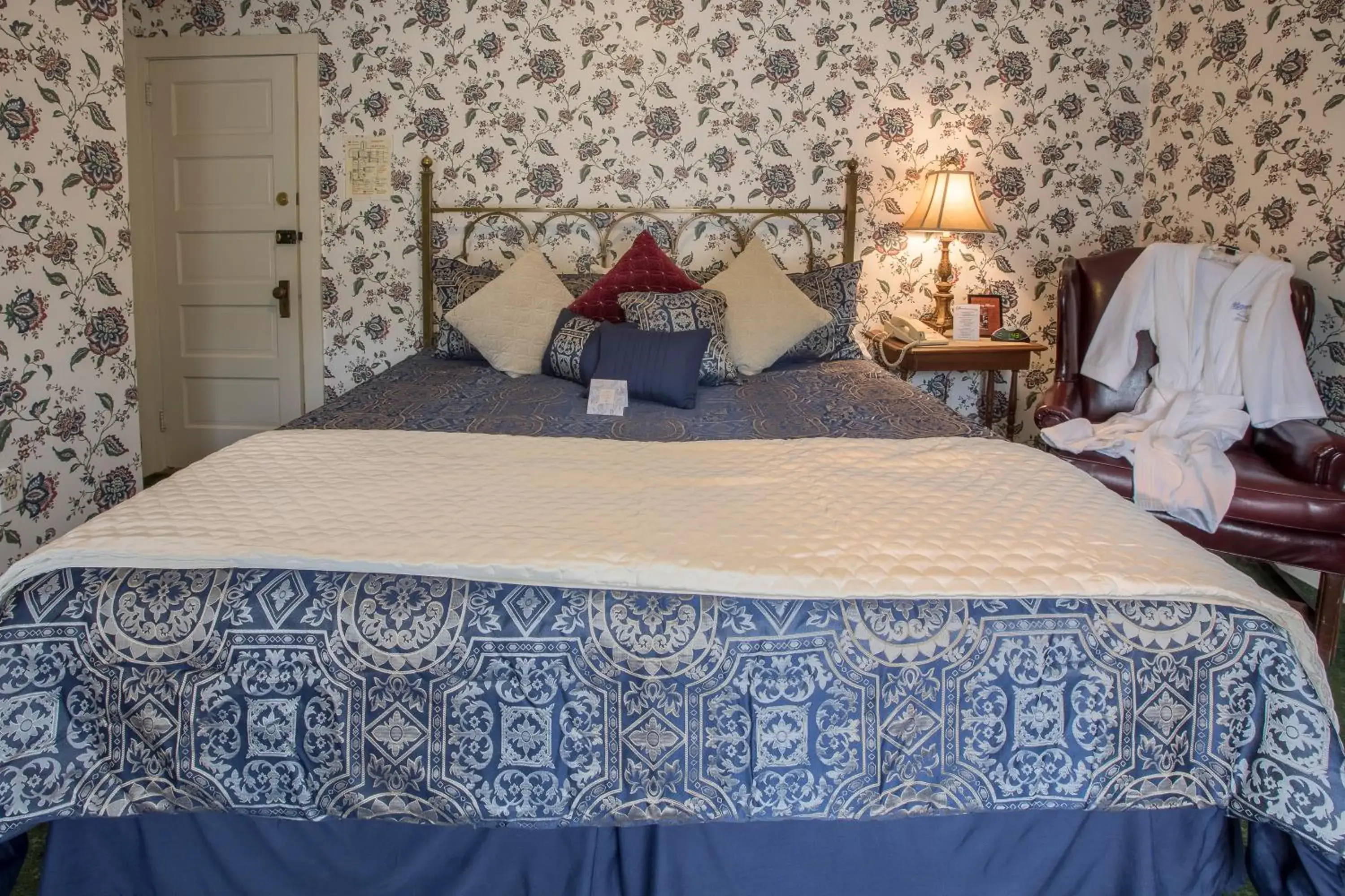 Bed in Stroudsmoor Country Inn