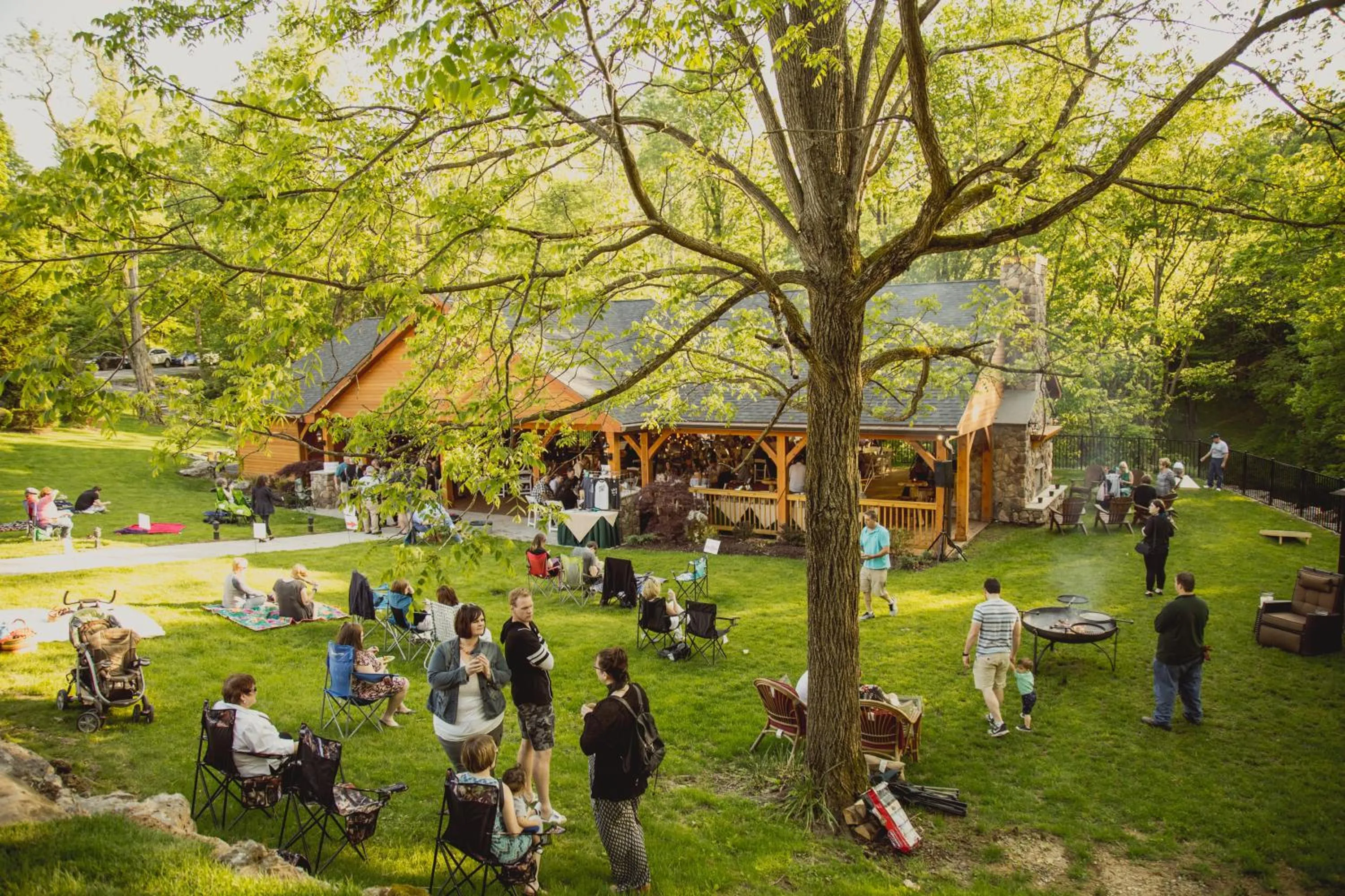 Area and facilities in Stroudsmoor Country Inn