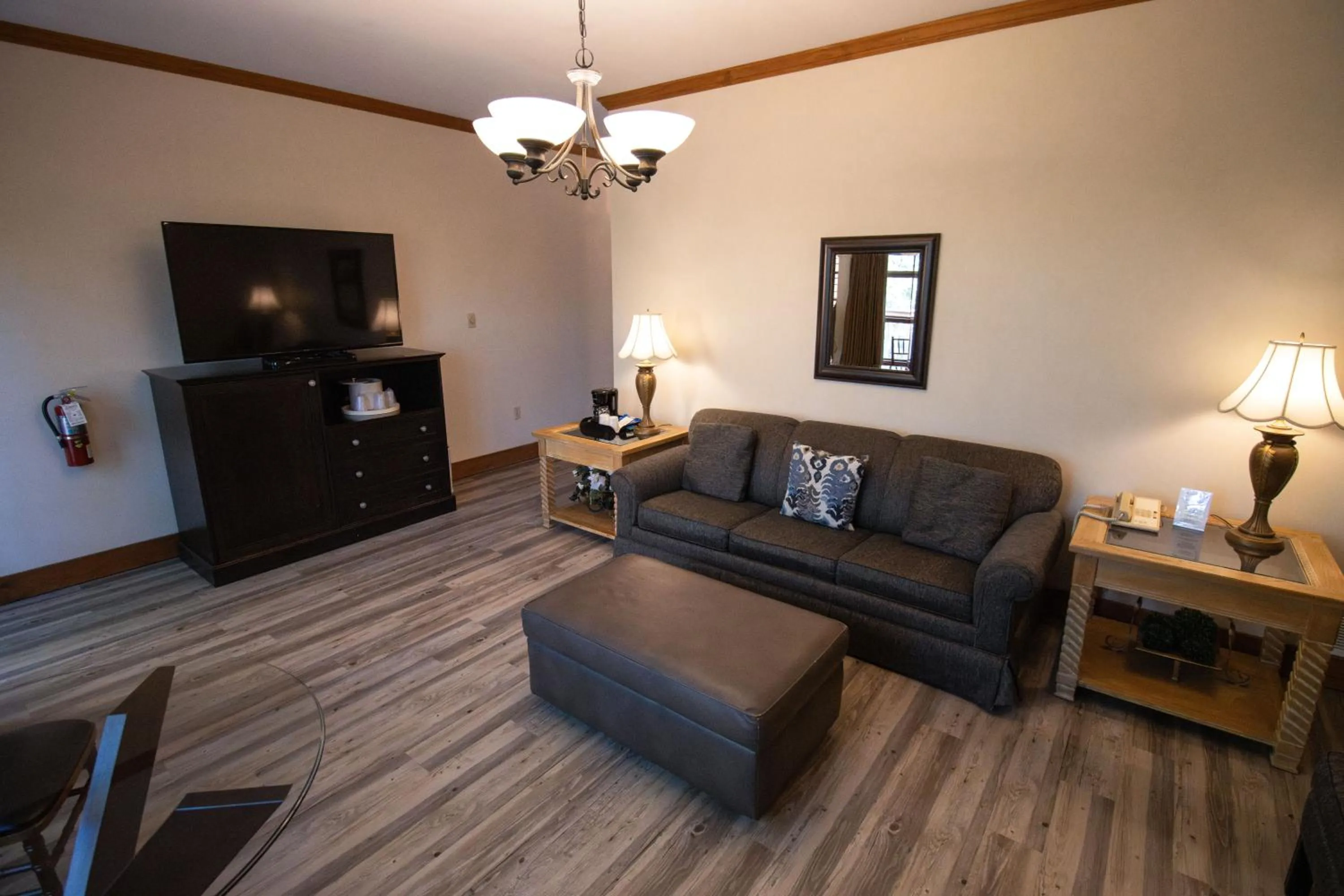 Living room in Stroudsmoor Country Inn