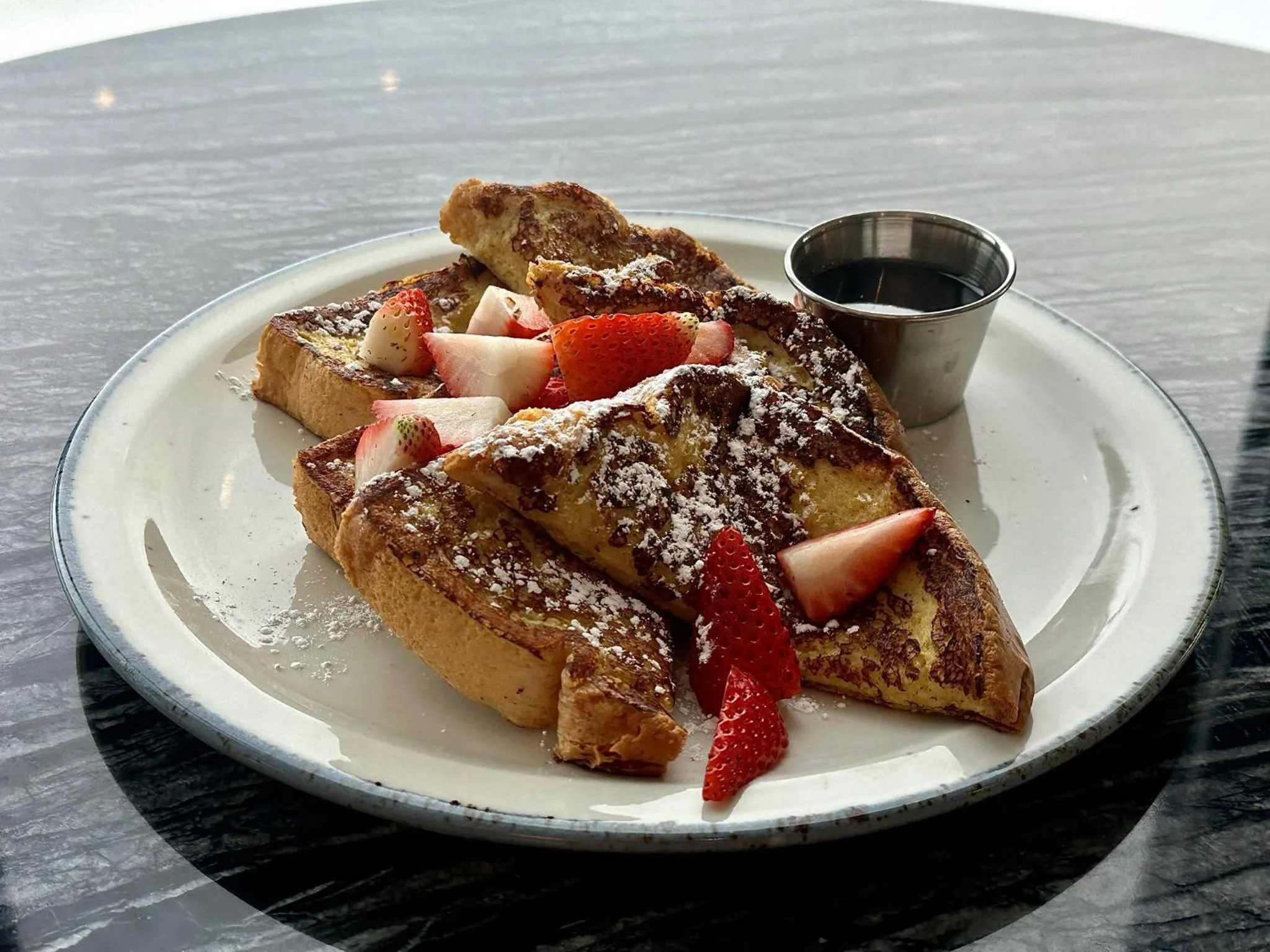 Restaurant/places to eat in Hotel Indigo North Conway by IHG