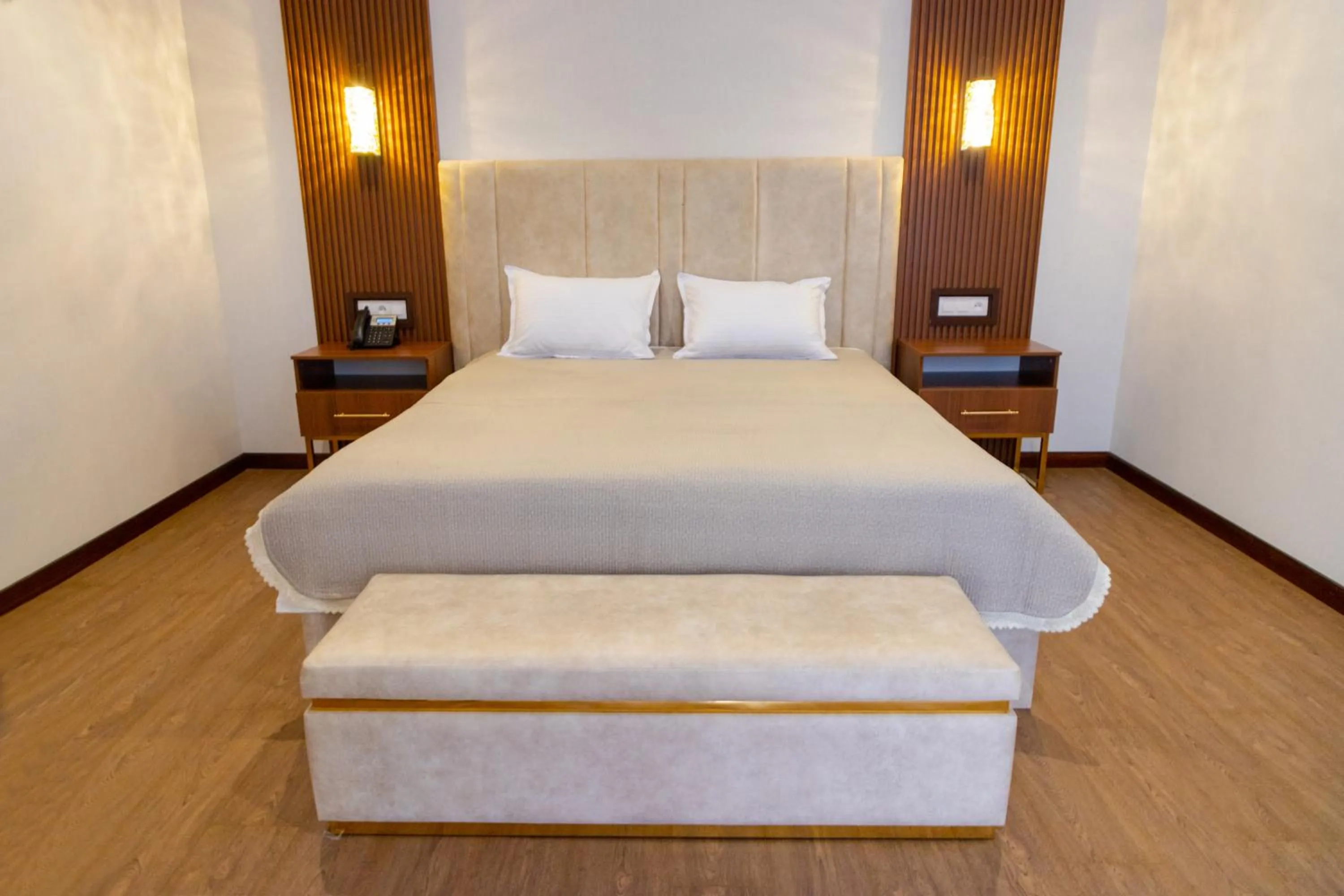 Bed in Karvon Plaza Hotel