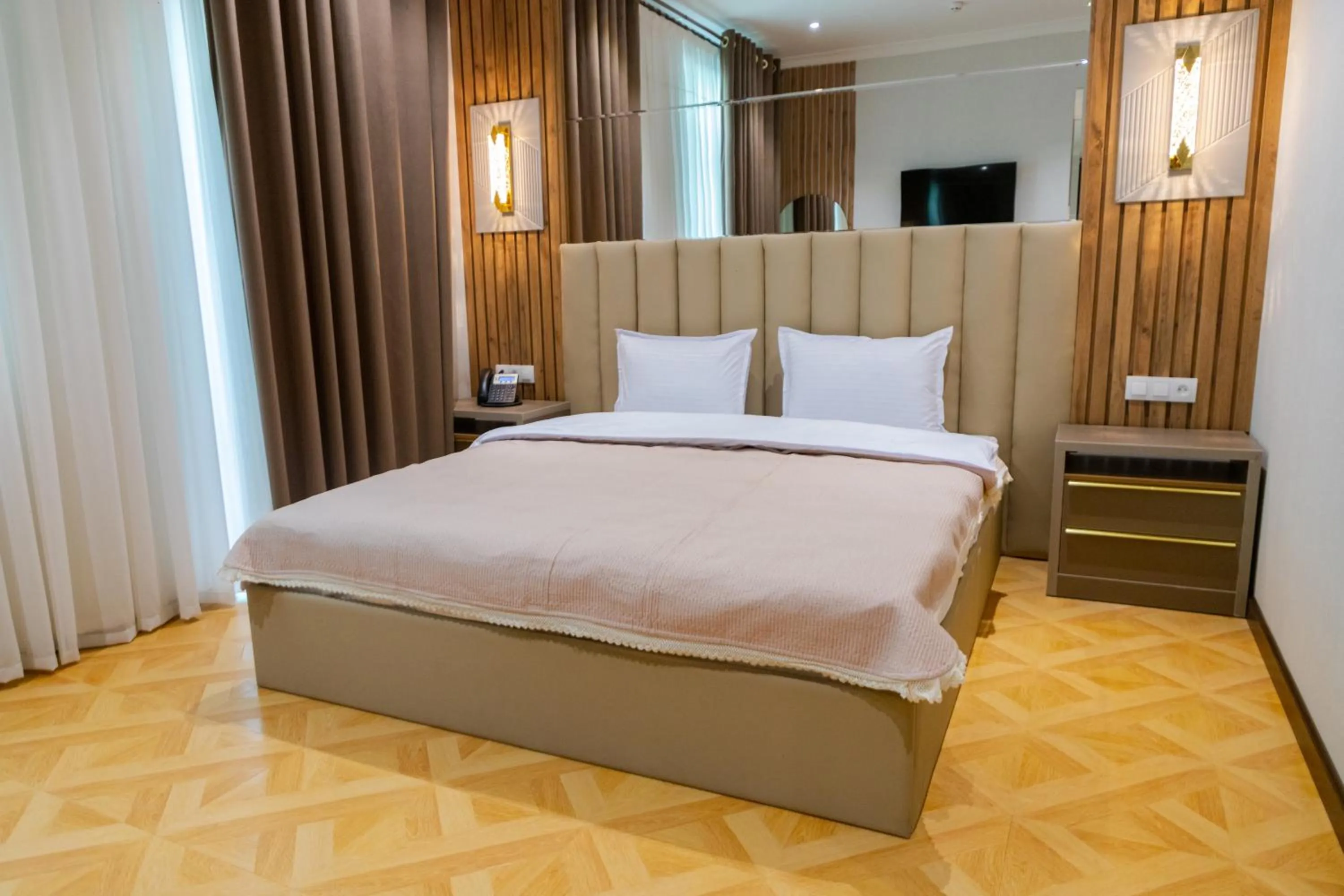 Bed in Karvon Plaza Hotel