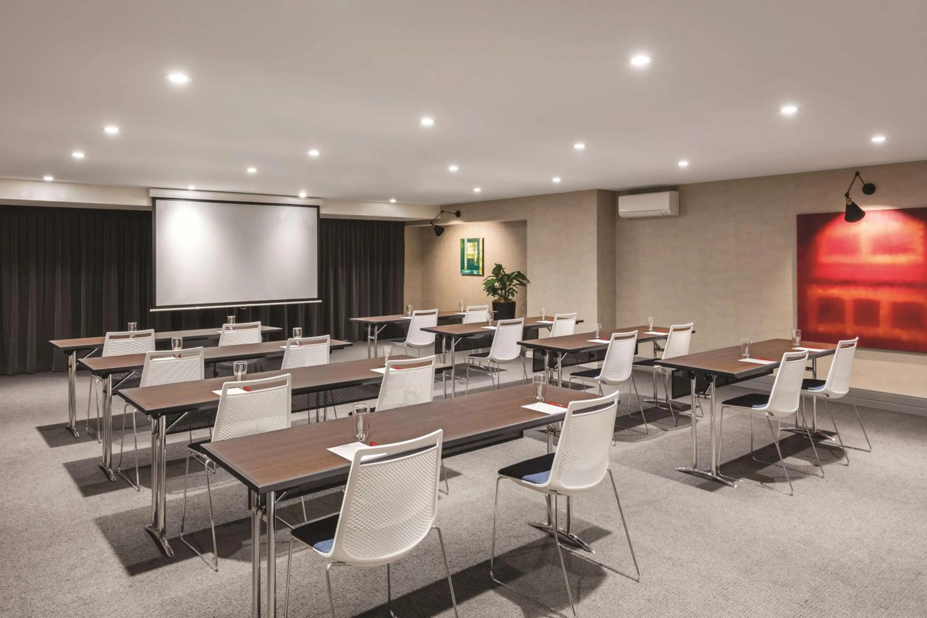 Meeting/conference room in Adina Apartment Hotel Auckland Britomart