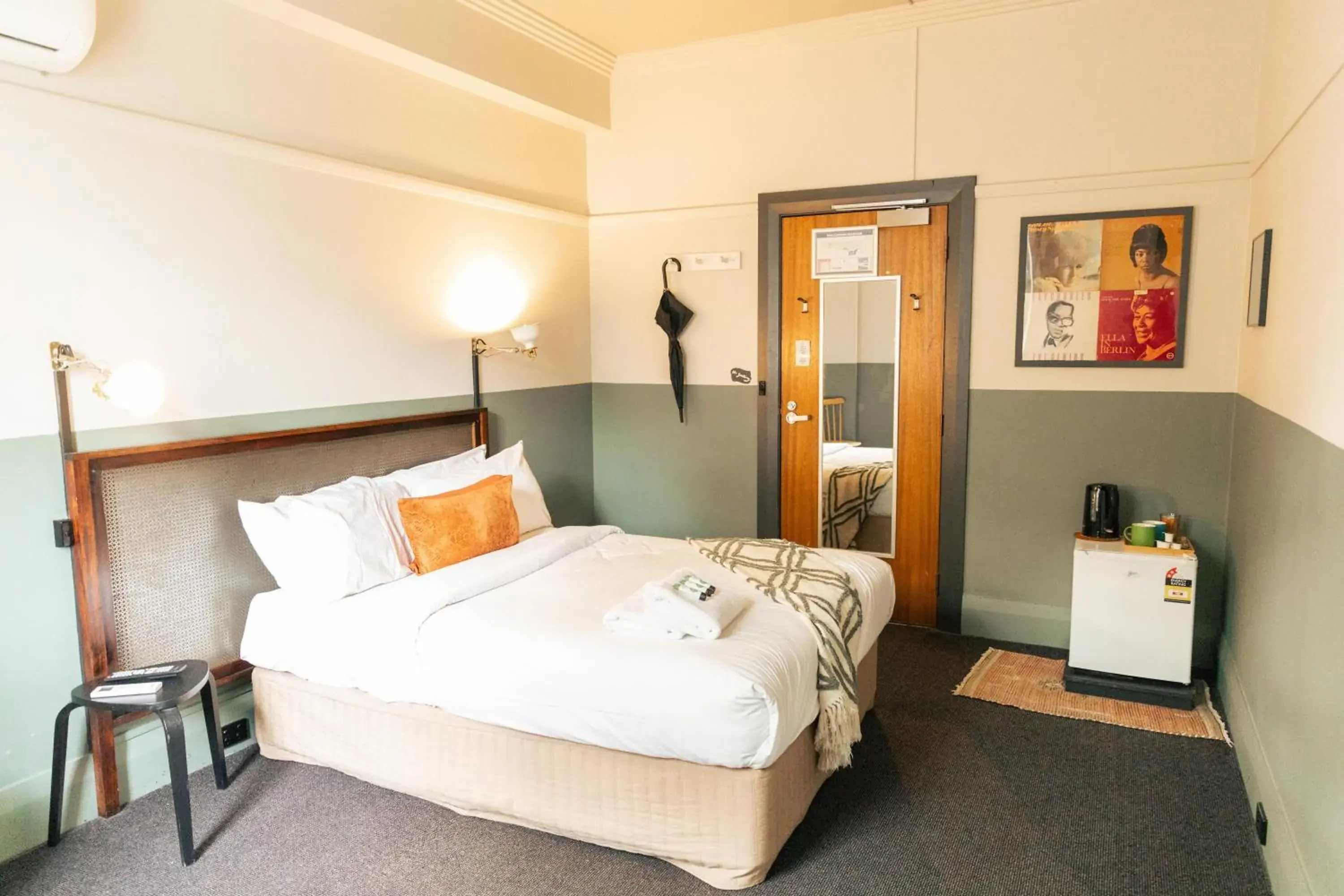 Bedroom, Bed in Darlo Bar Darlinghurst Bedroom, Bed in Darlo Bar Darlinghurst